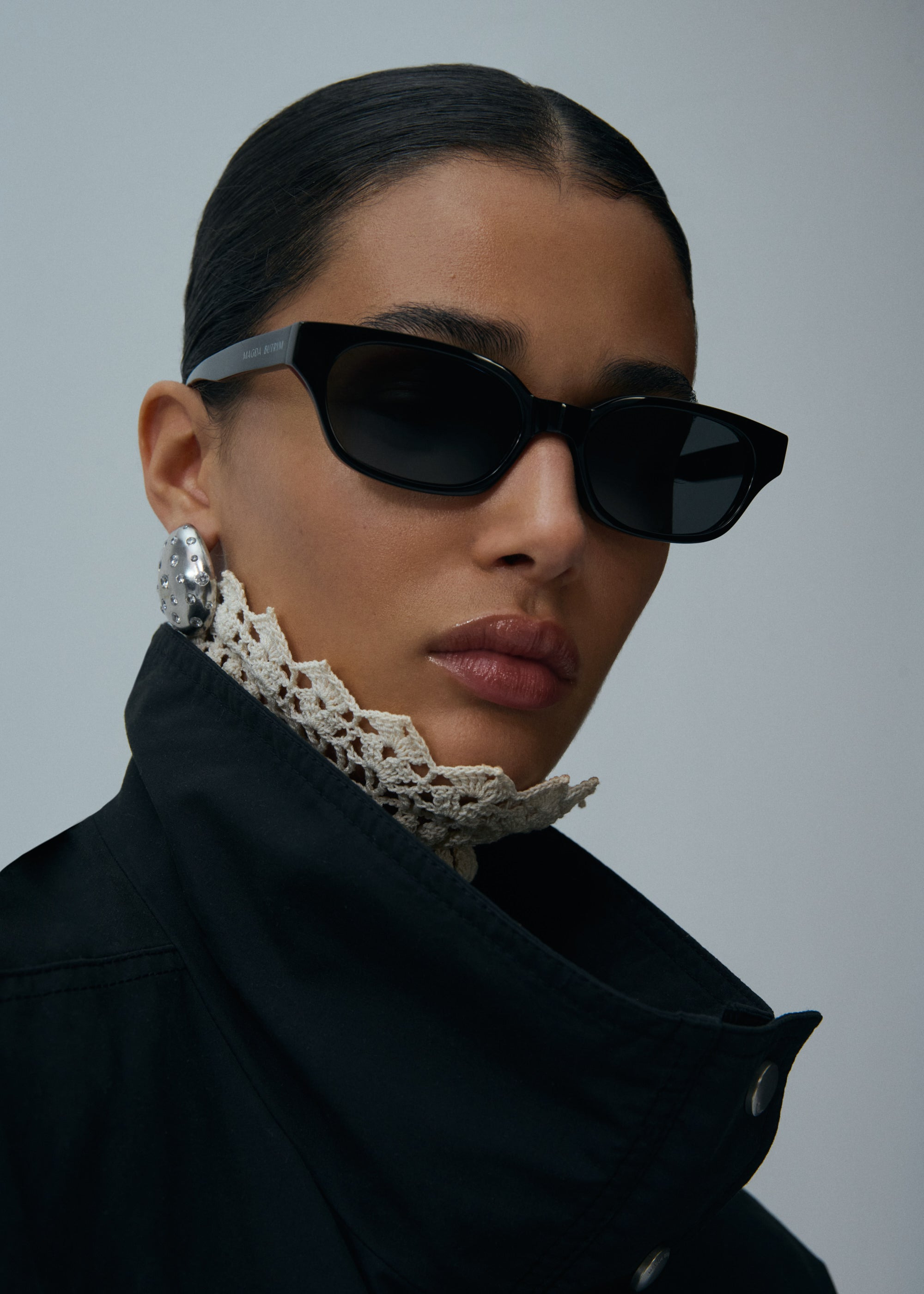 Snap neck vintage bomber jacket in black - 6