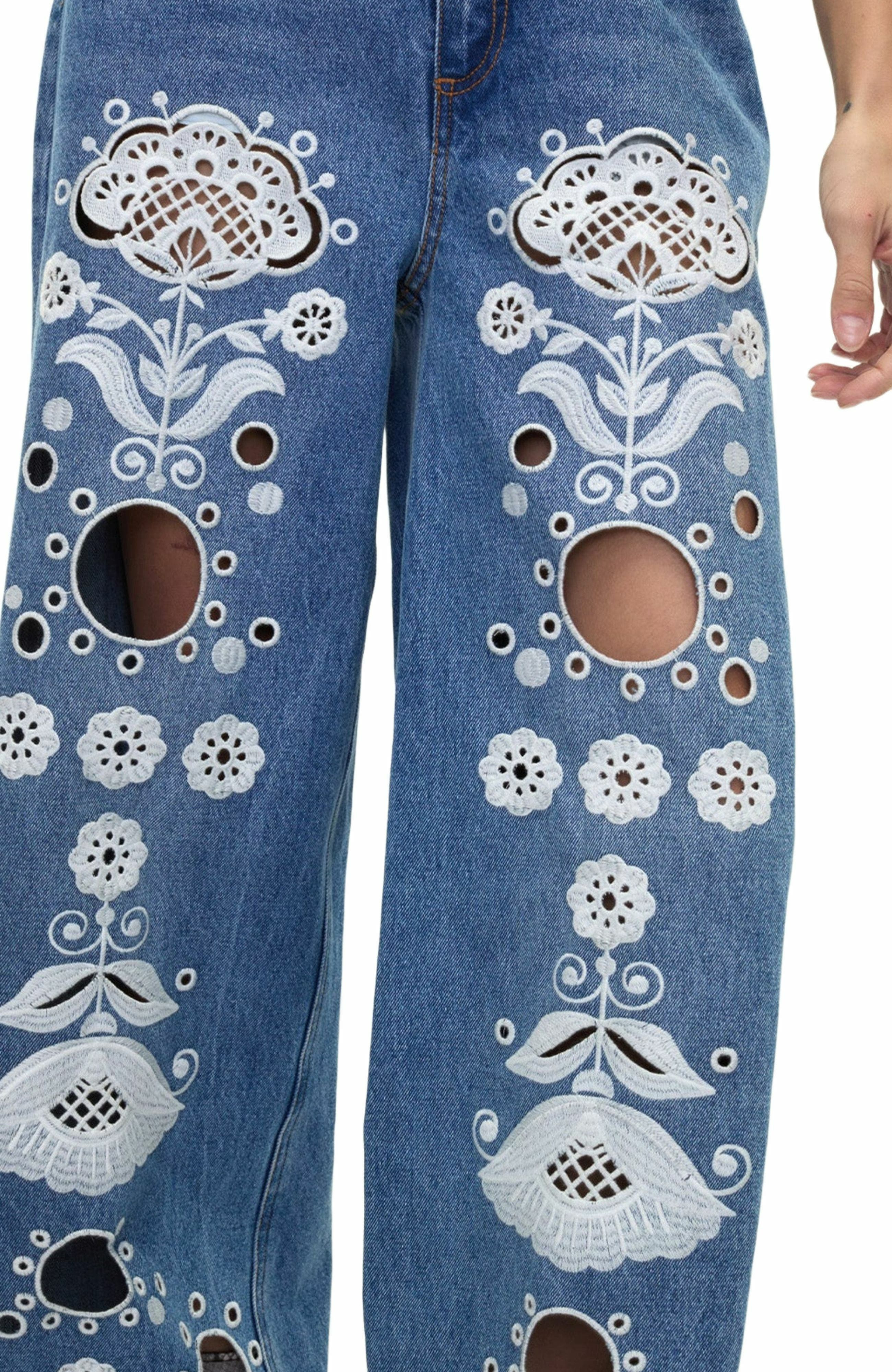 Cynthia Rowley Embroidered Wide-leg Jean in Blue/white at Nordstrom - 8