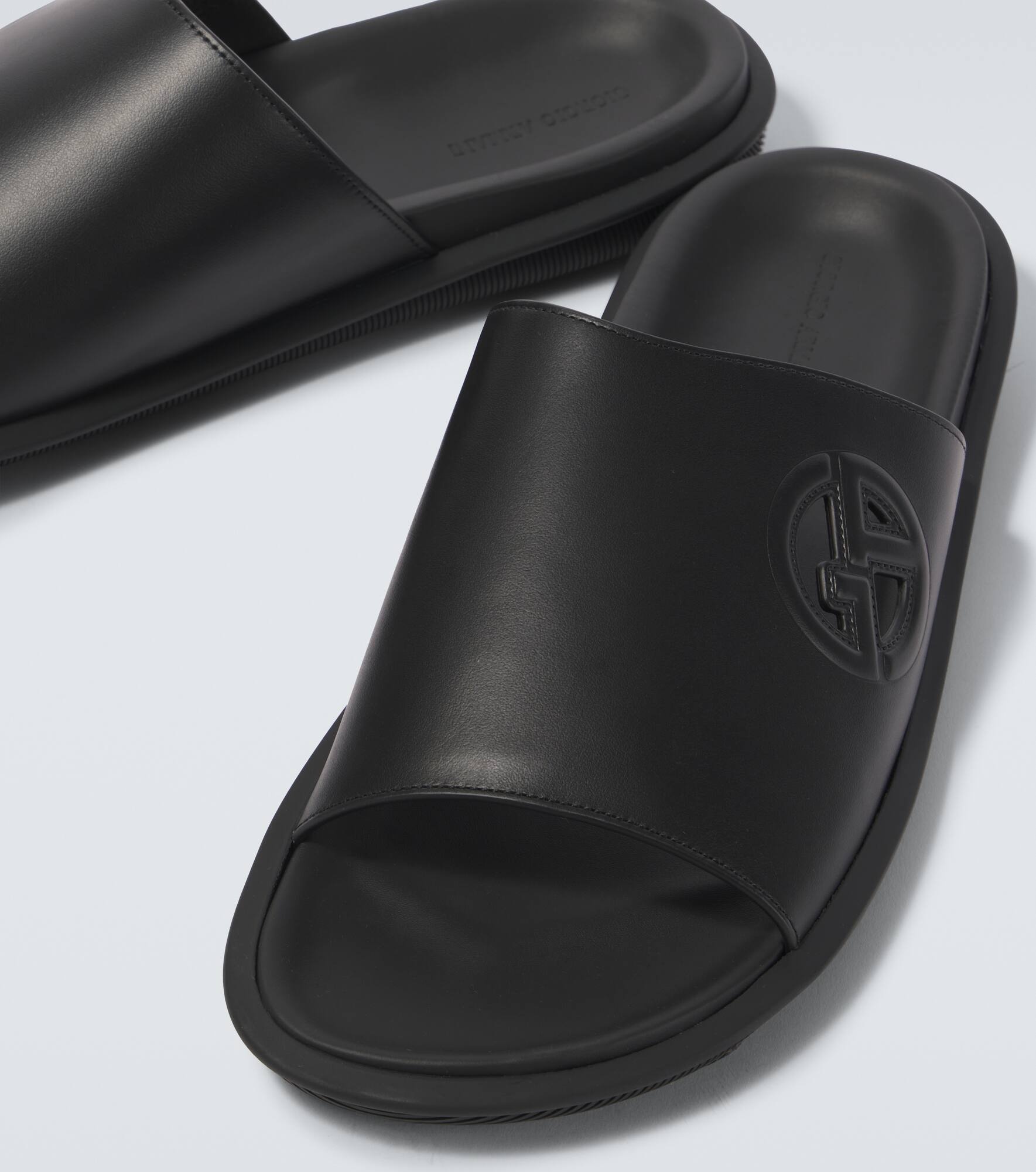 Logo embossed leather slides - 3
