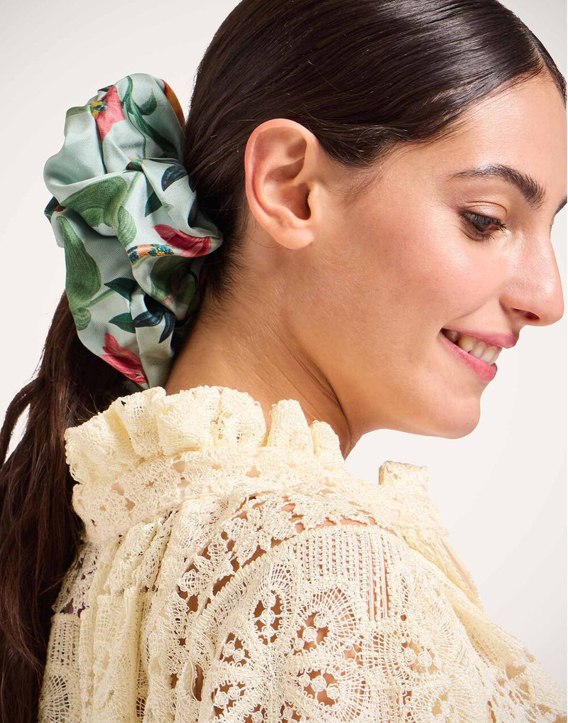 La DoubleJ Giga Scrunchie outlook