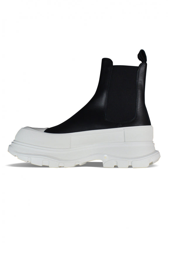 Alexander Mcqueen Men Tread Slick Boots - 3