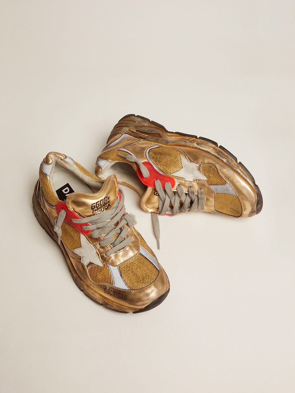 スニーカー GOLDEN  DAD-STAR SNEAKERS GOLDEN GOOSE Dad-Star distressed leather-trimmed mesh and