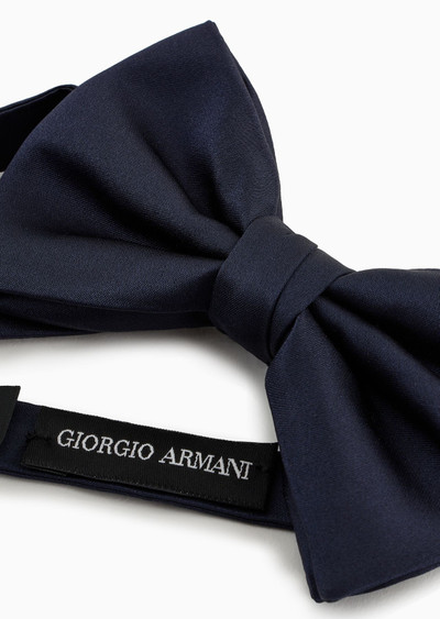 GIORGIO ARMANI Large silk-blend pre-tied bow tie outlook