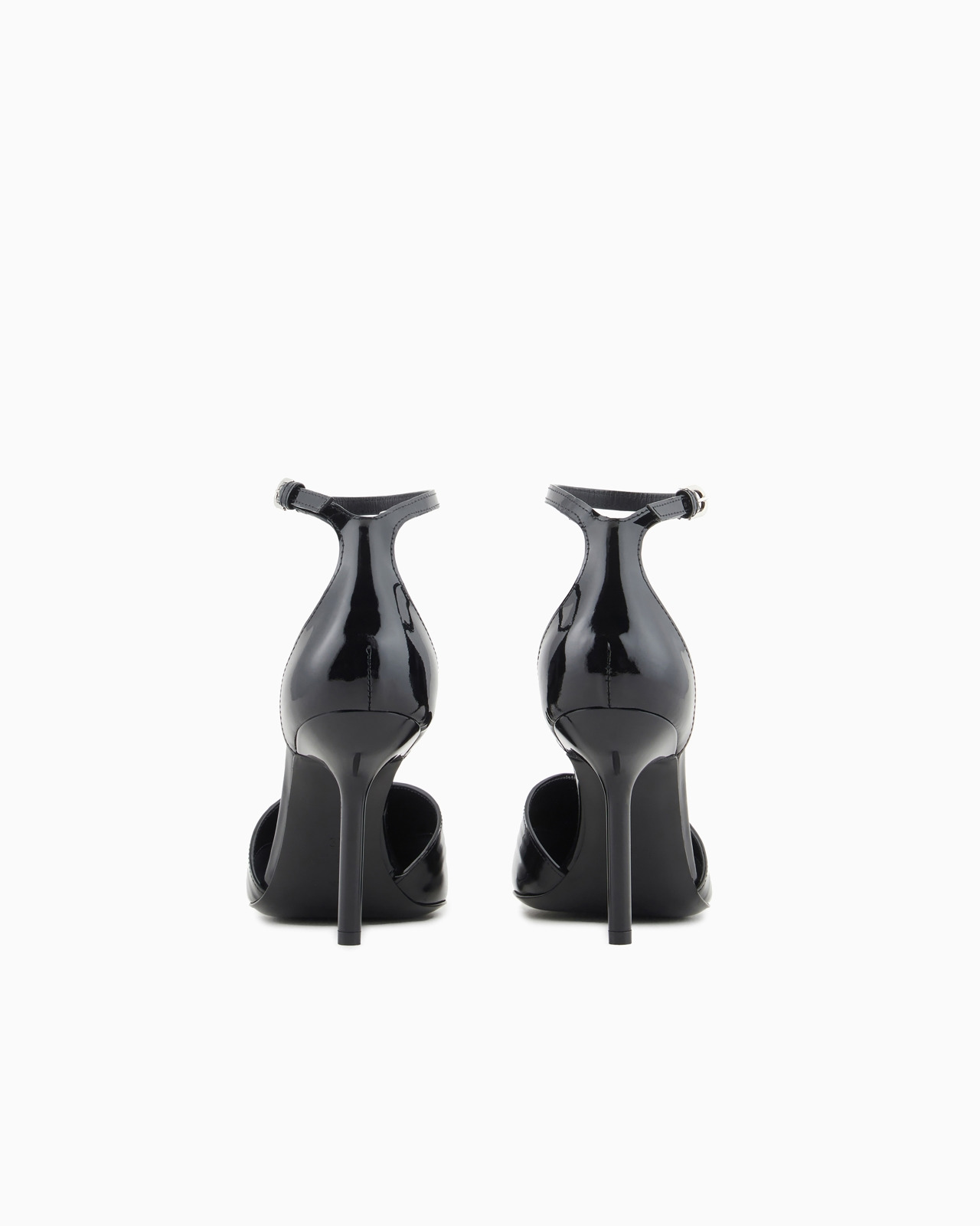 Patent-leather pointed court shoes with strap and piercing - 4