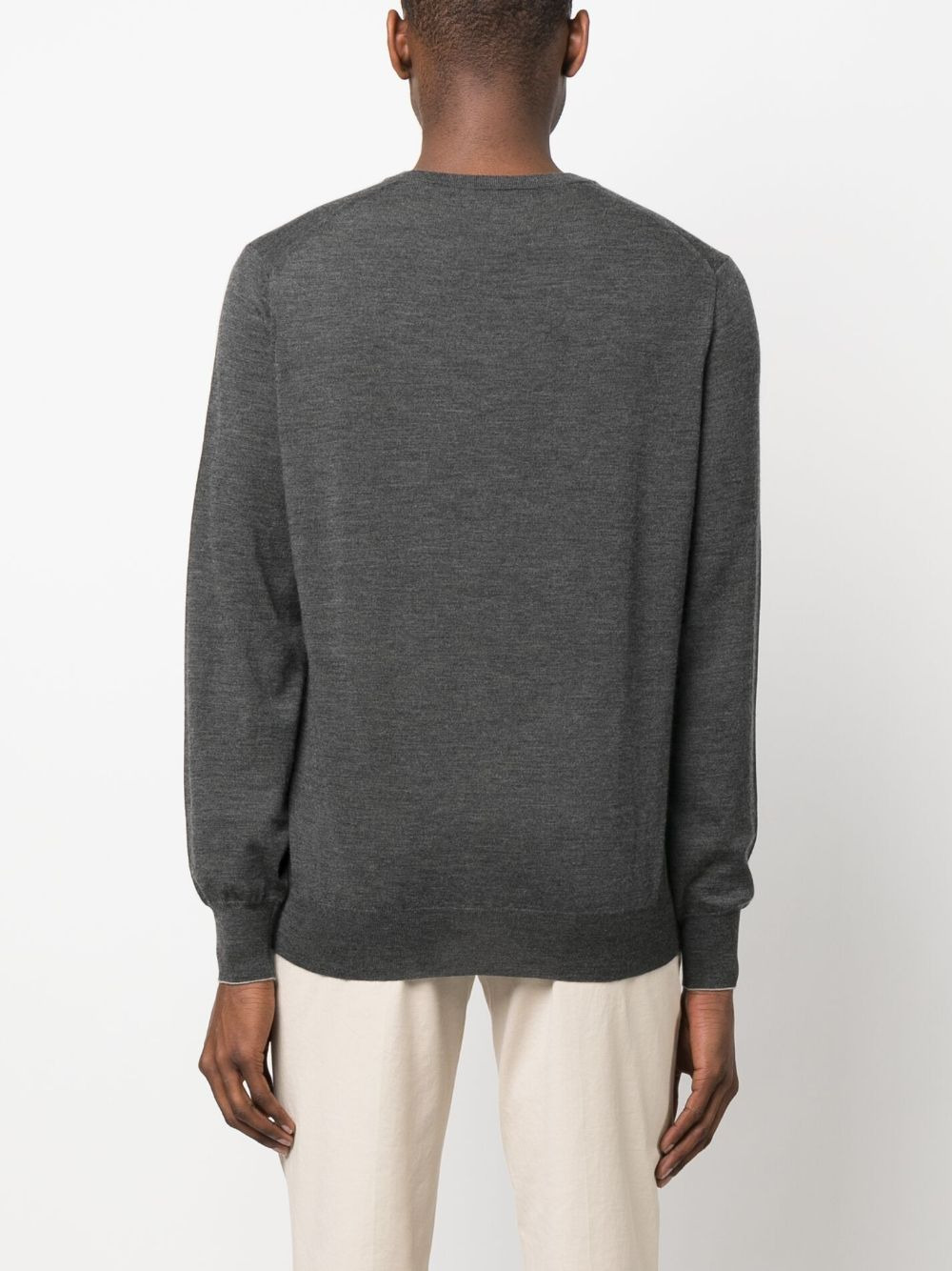 V-neck fine-knit jumper - 4