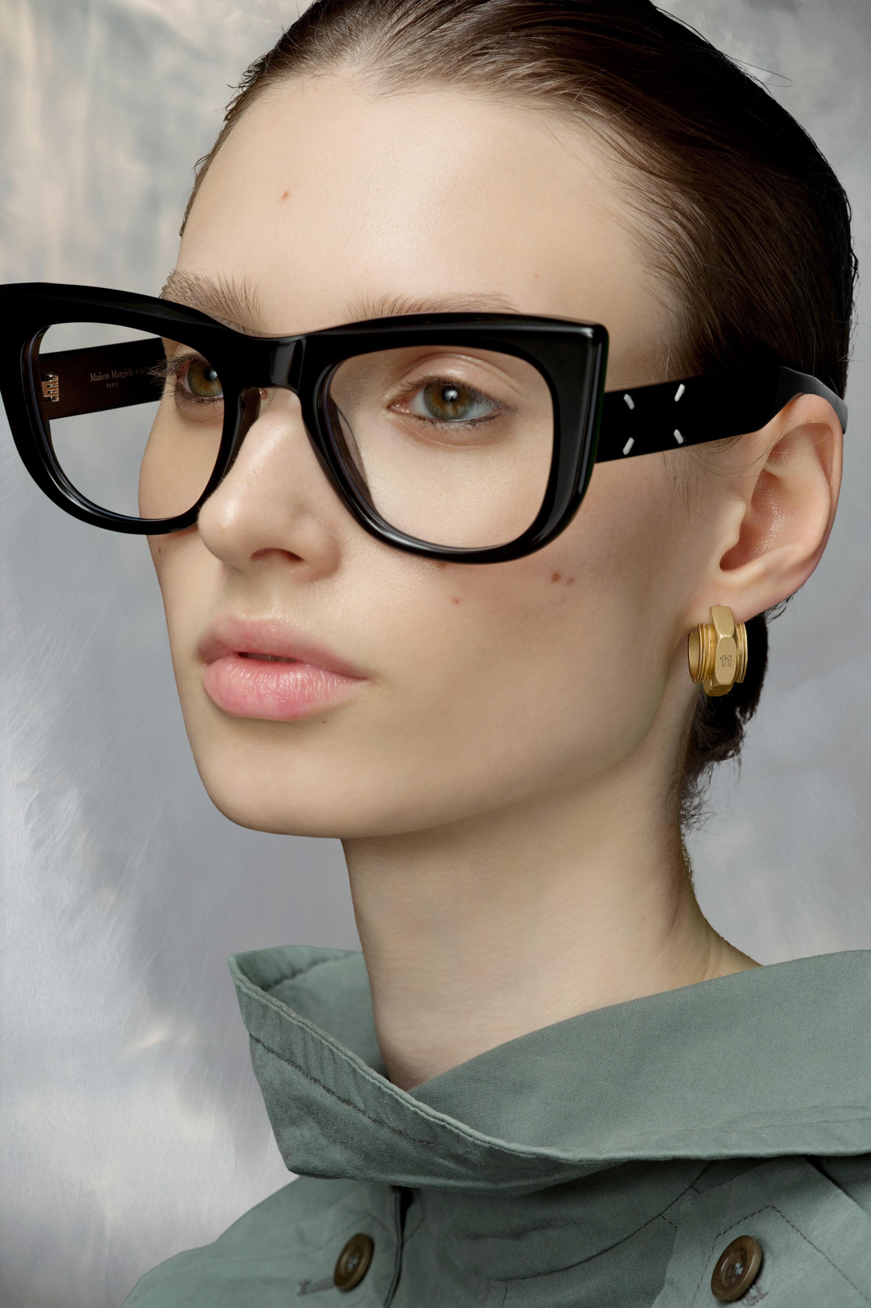Bolt and nut ridged earring - 4