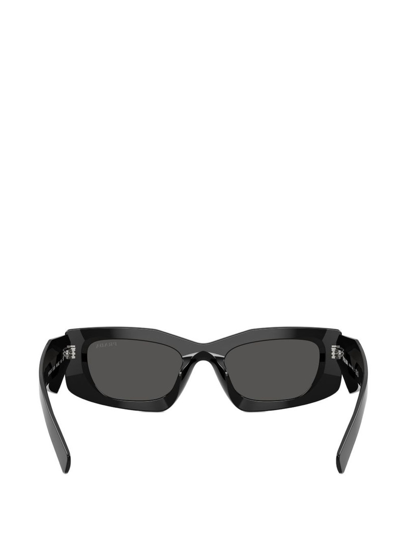 geometric-frame sunglasses 4
