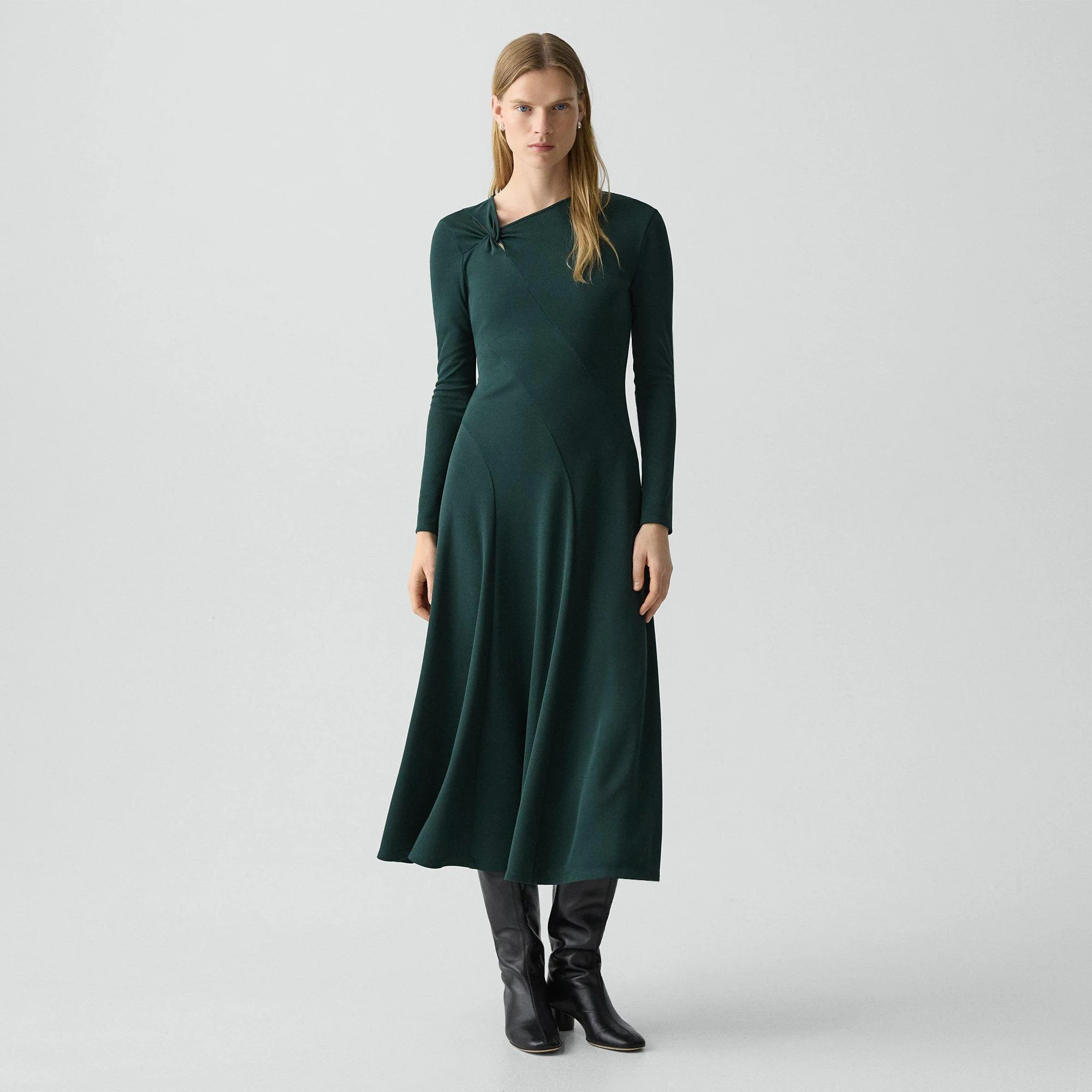 slim fit dress slacks Theory Mermaid Admiral Crepe Dress in Black – Mode Sportif main image 0