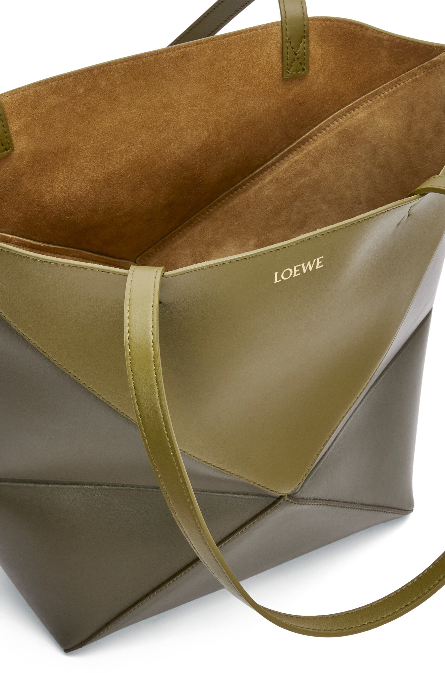 Puzzle Fold Tote in shiny calfskin - 8