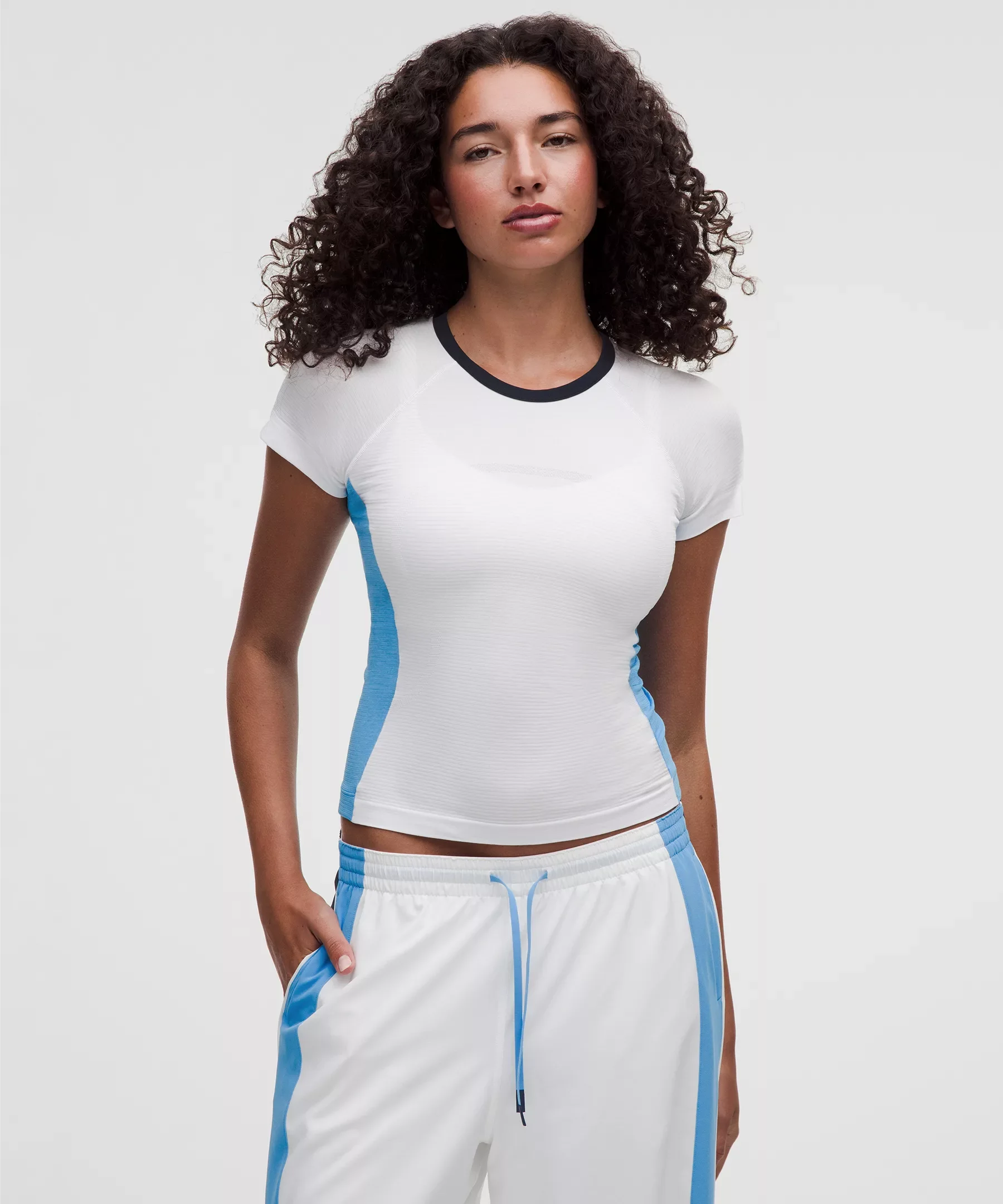 Swiftly Tech Short-Sleeve Shirt 2.0 Waist Length *Colourblock - 1