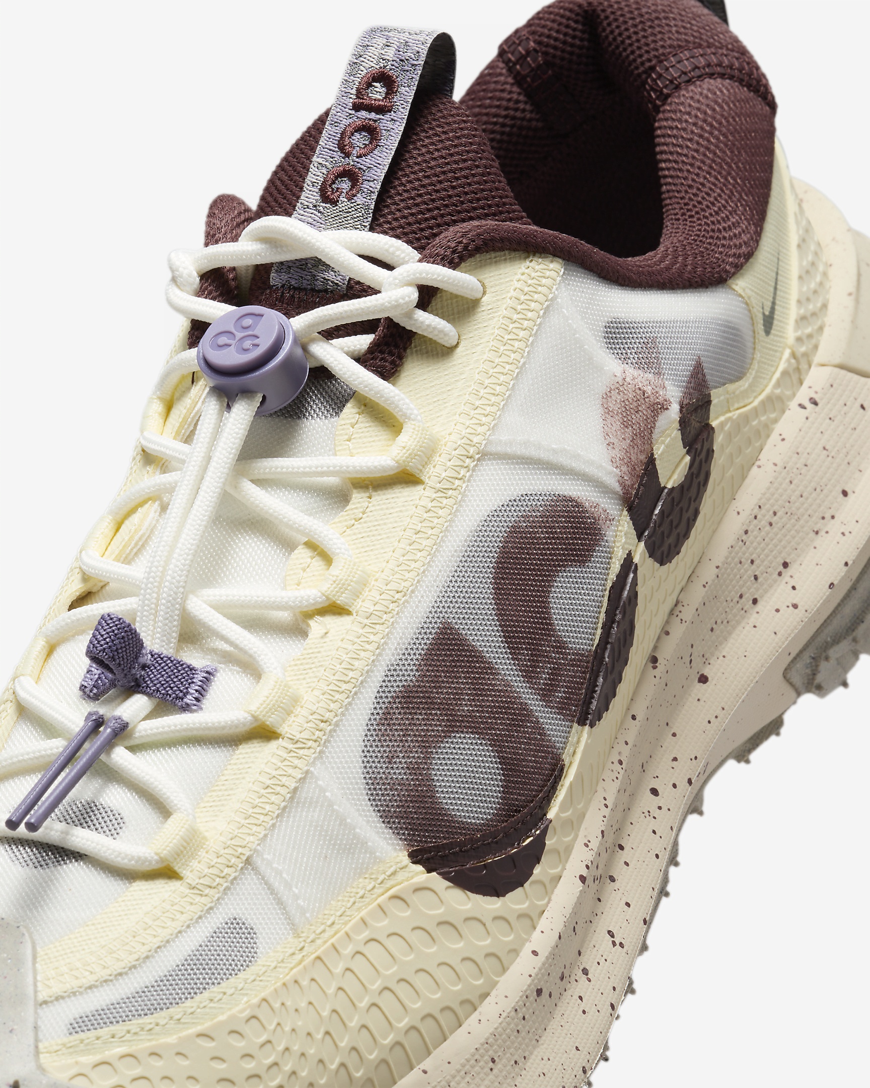 靴 23.5 NIKE ACG MOUNTAIN FLY 2 LOW Nike Men's Nike ACG Mountain Fly 2 Low Shoes | REVERSIBLE