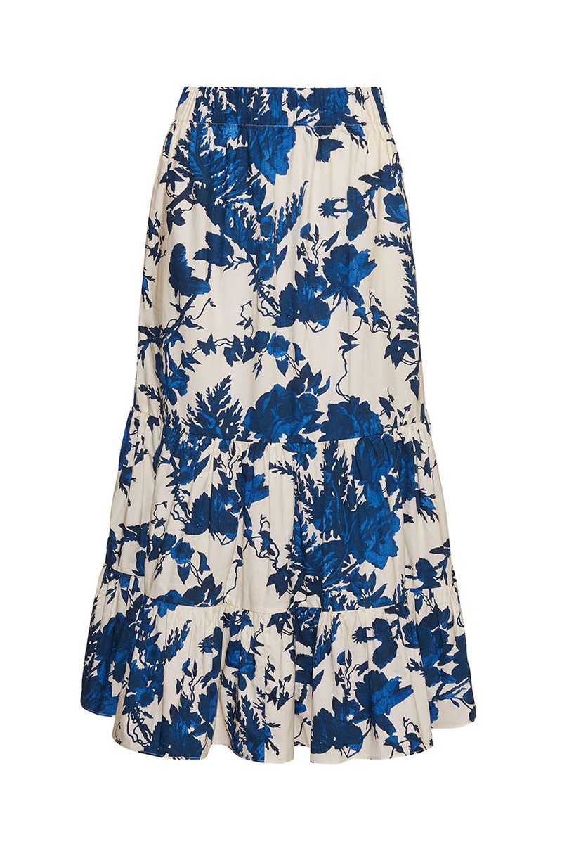 Chase Skirt Chic Simplicity With Our Effortlessly Chic Printed Skirt 1