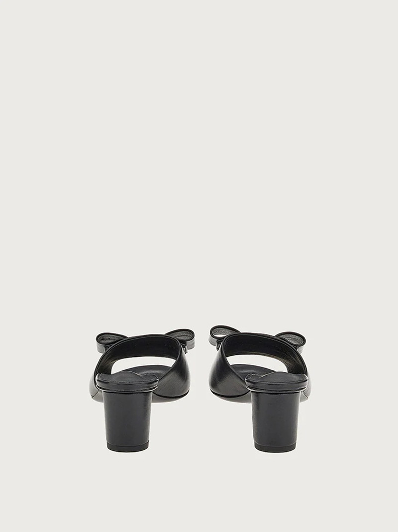 FERRAGAMO VIVA SANDAL outlook