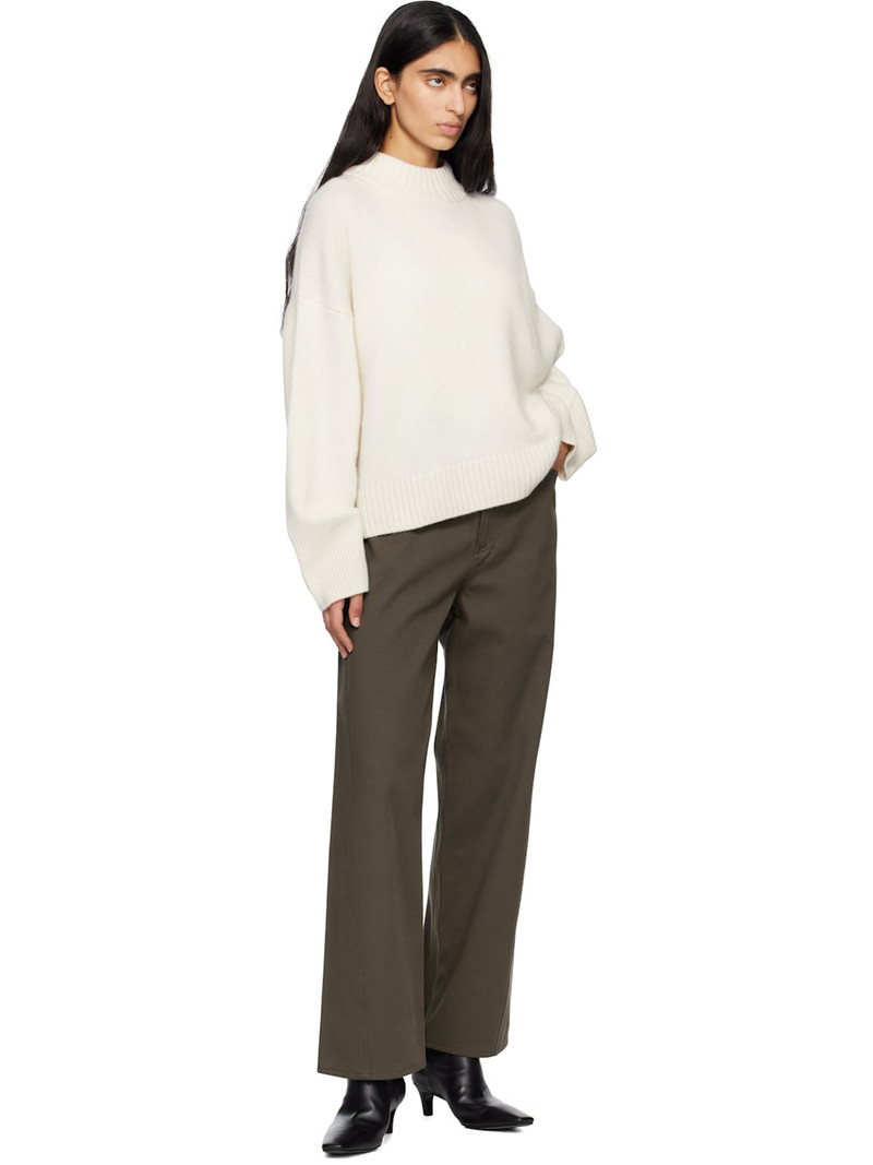 arch4 White Rozzie Sweater outlook