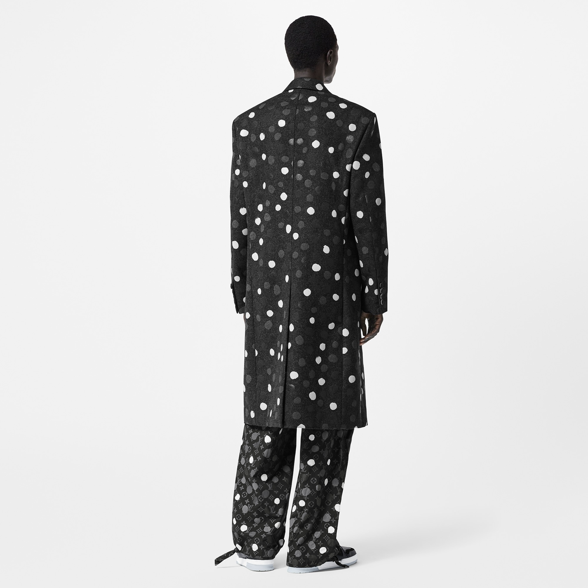 LV x YK Painted Dots Printed Coat - 3