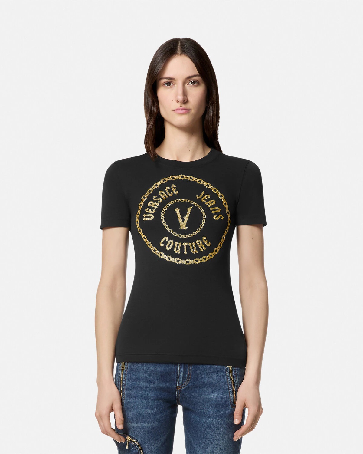 Chain V-Emblem T-Shirt - 4