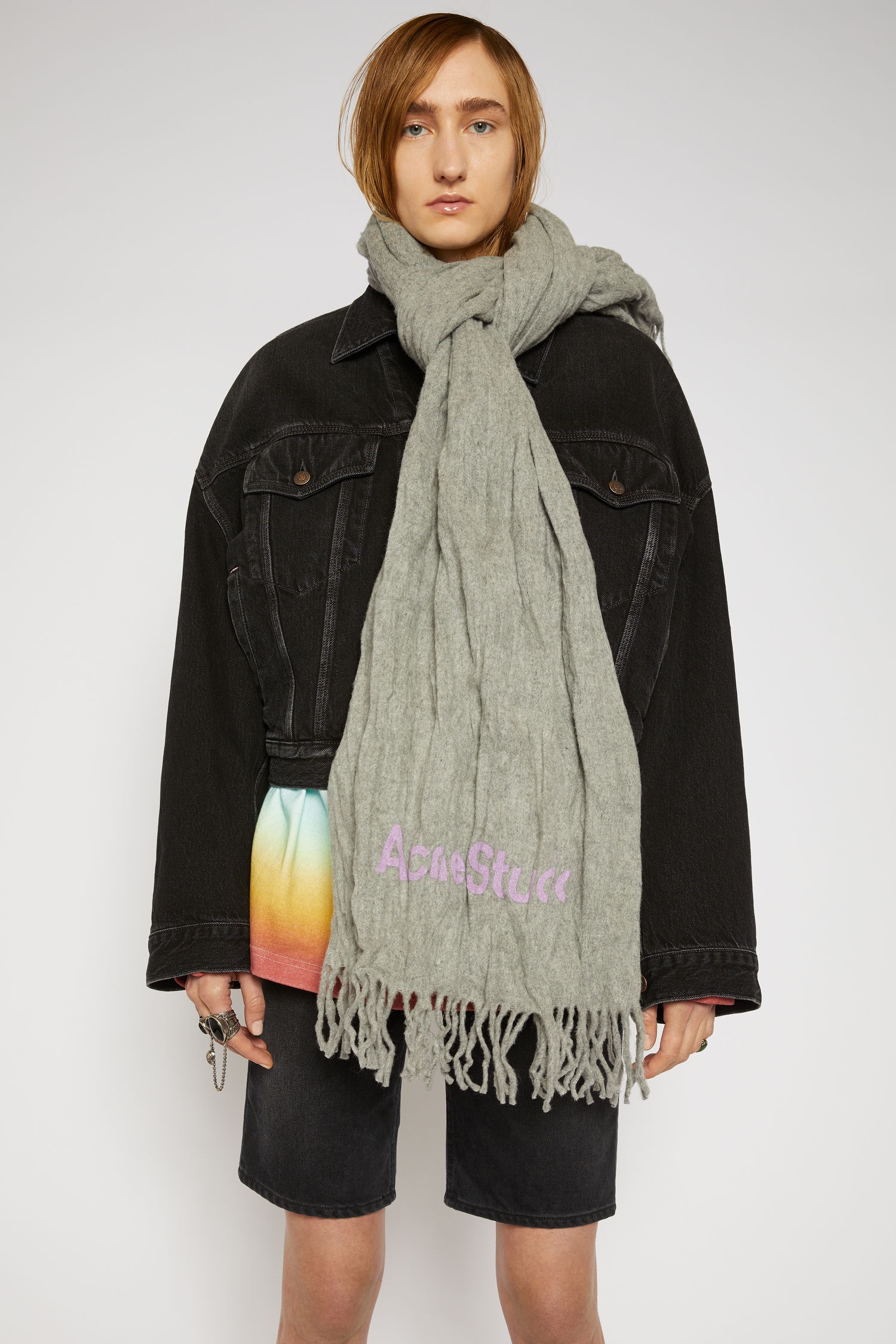 Crinkled wool scarf light grey melange - 3