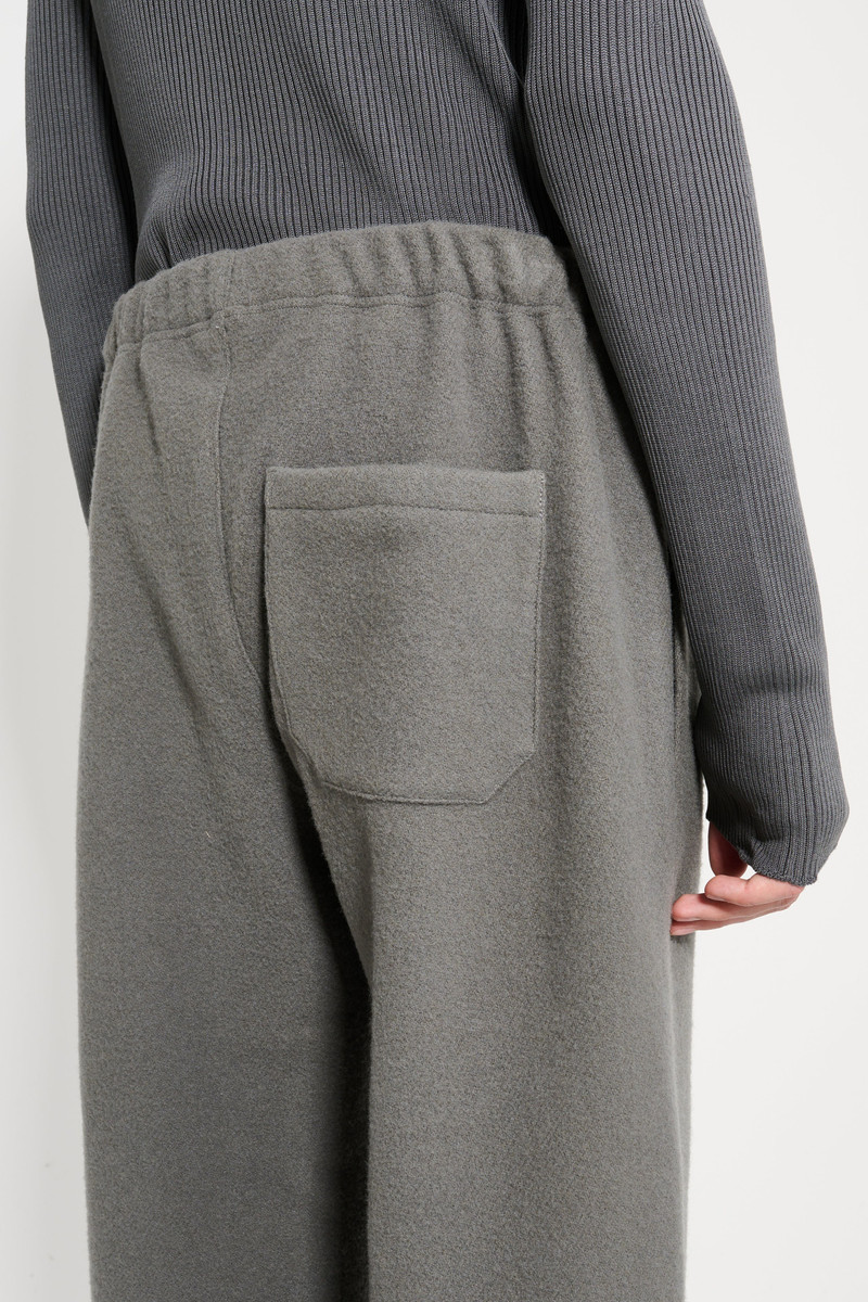 RIER RIER NATURAL FLEECE TROUSER CASTLEROCK outlook