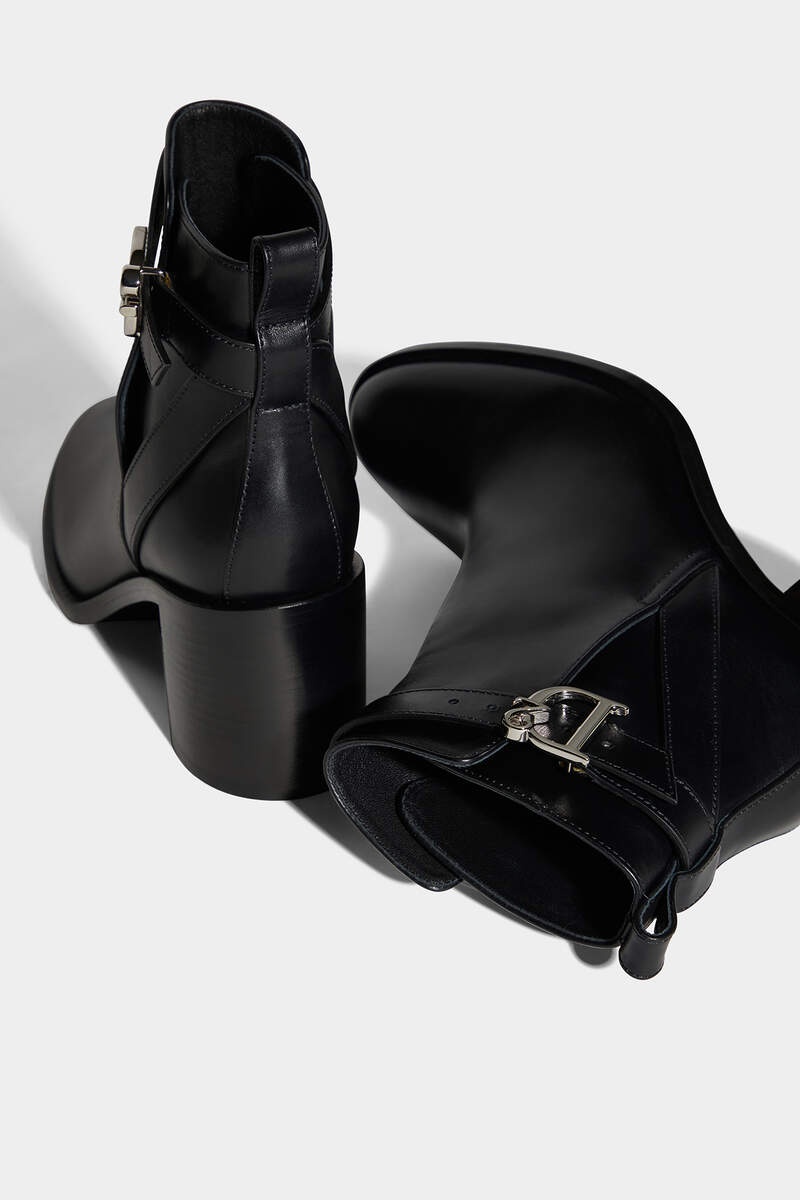 D2 STATEMENT ANKLE BOOTS - 5