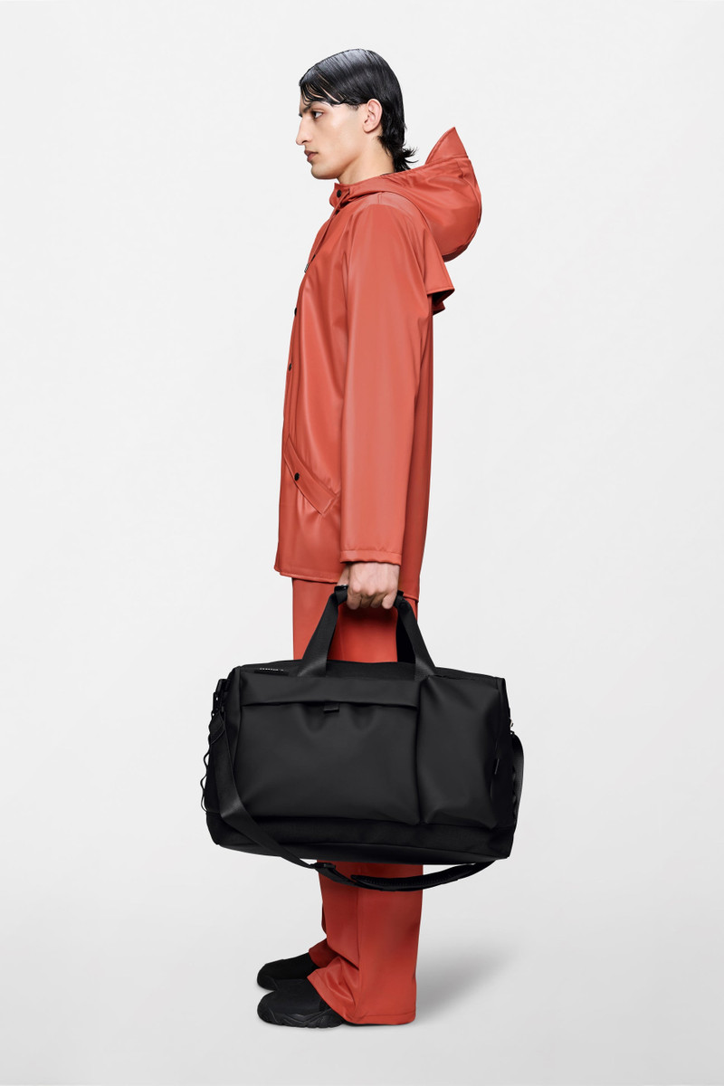 RAINS Otaru Weekend Bag outlook