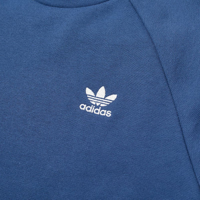 adidas Adidas Essential Crew Sweat outlook