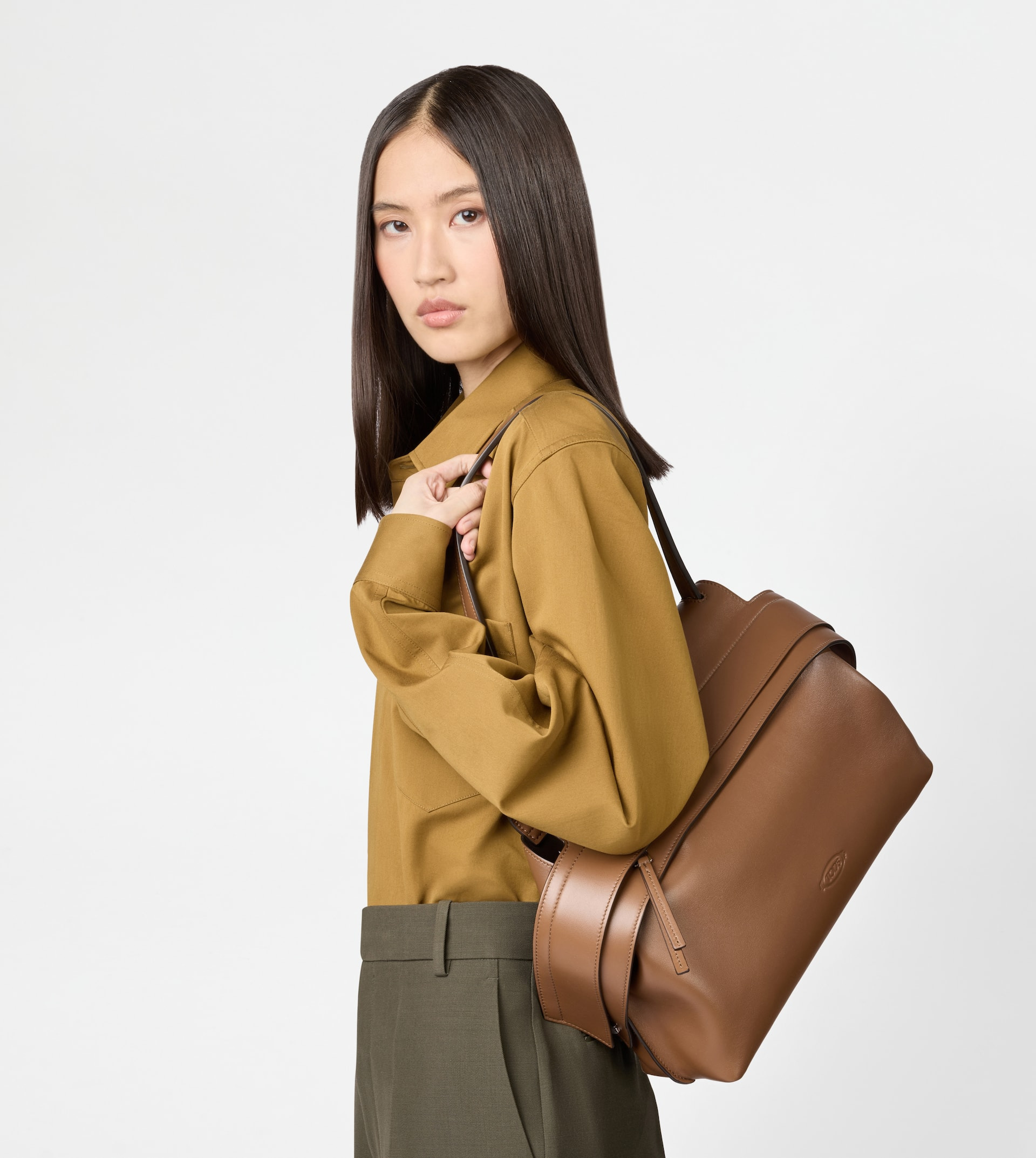 TOD'S WAVE BAG IN LEATHER MEDIUM - BROWN - 7