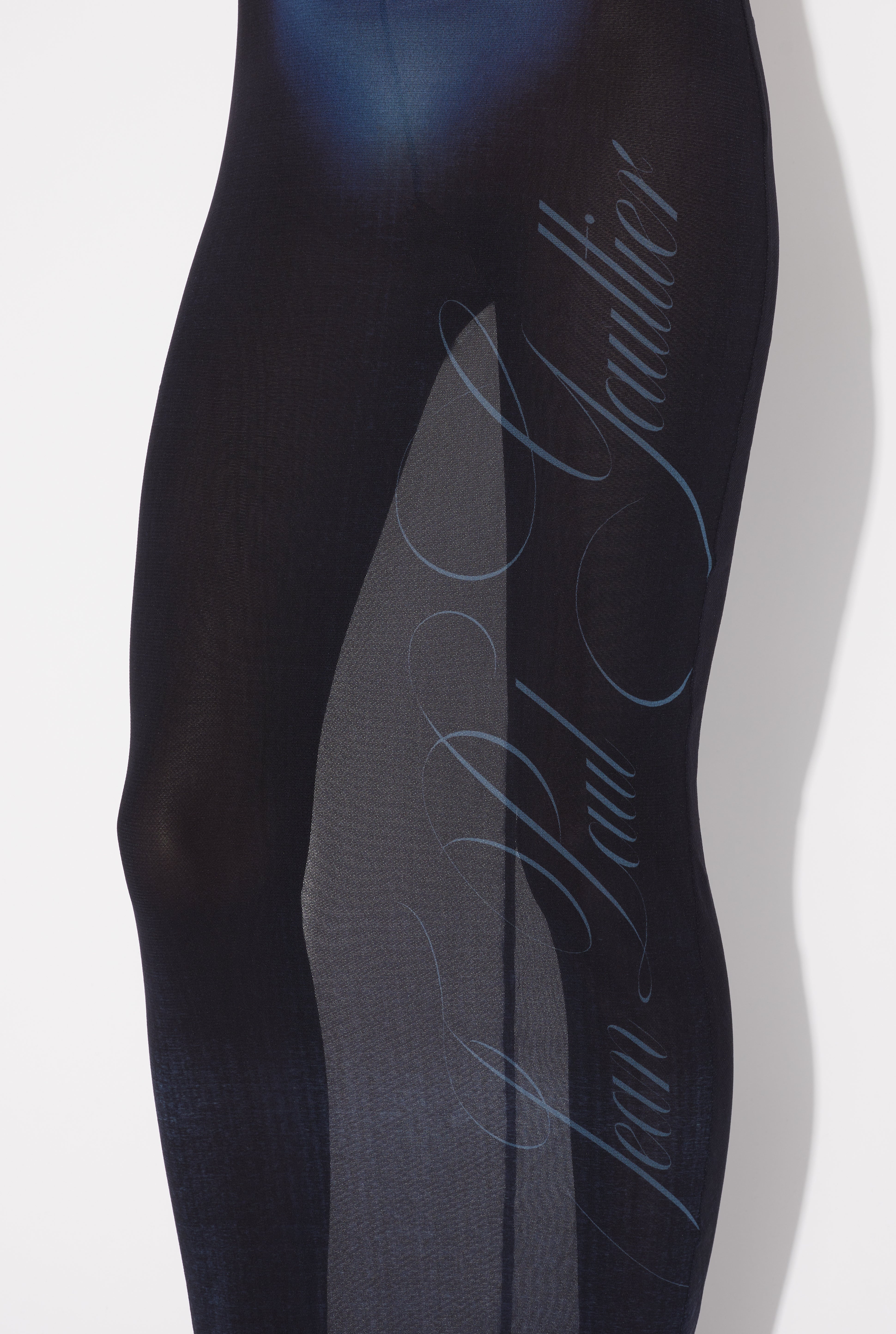 THE “LE MÂLE” OPEN-BACKED DRESS - 5