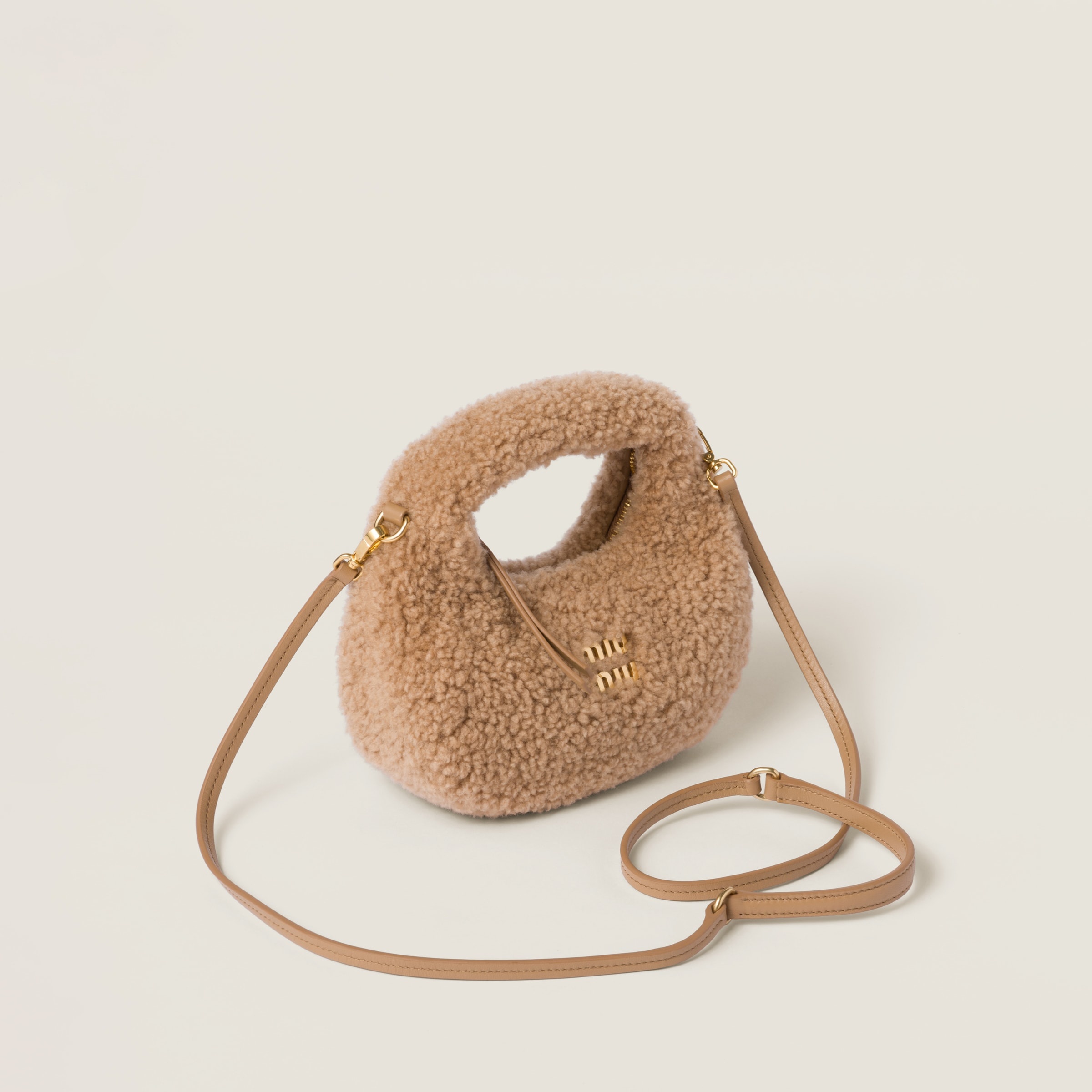 Wander shearling hobo bag with leather details - 3