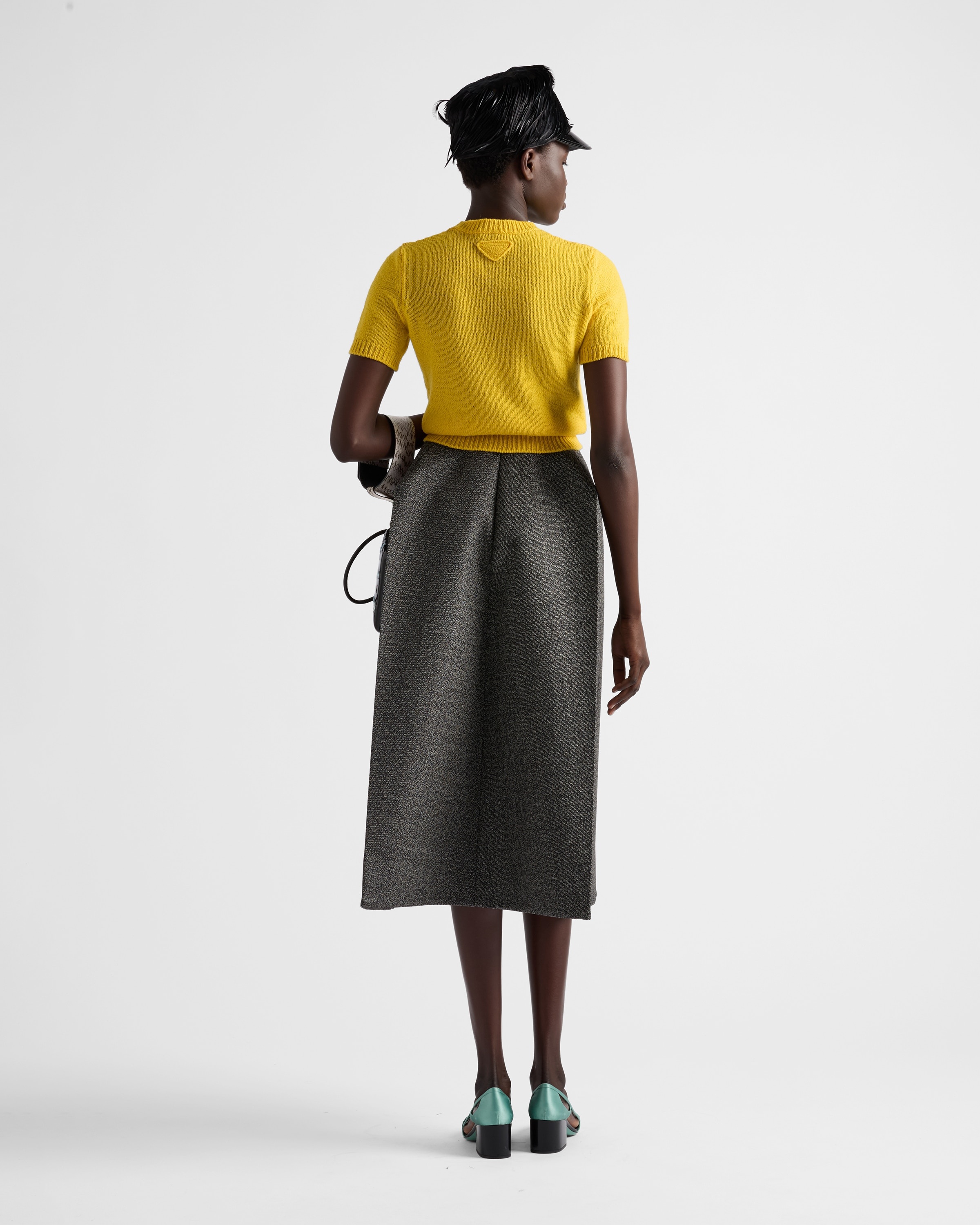 Short-sleeved cashmere sweater - 5