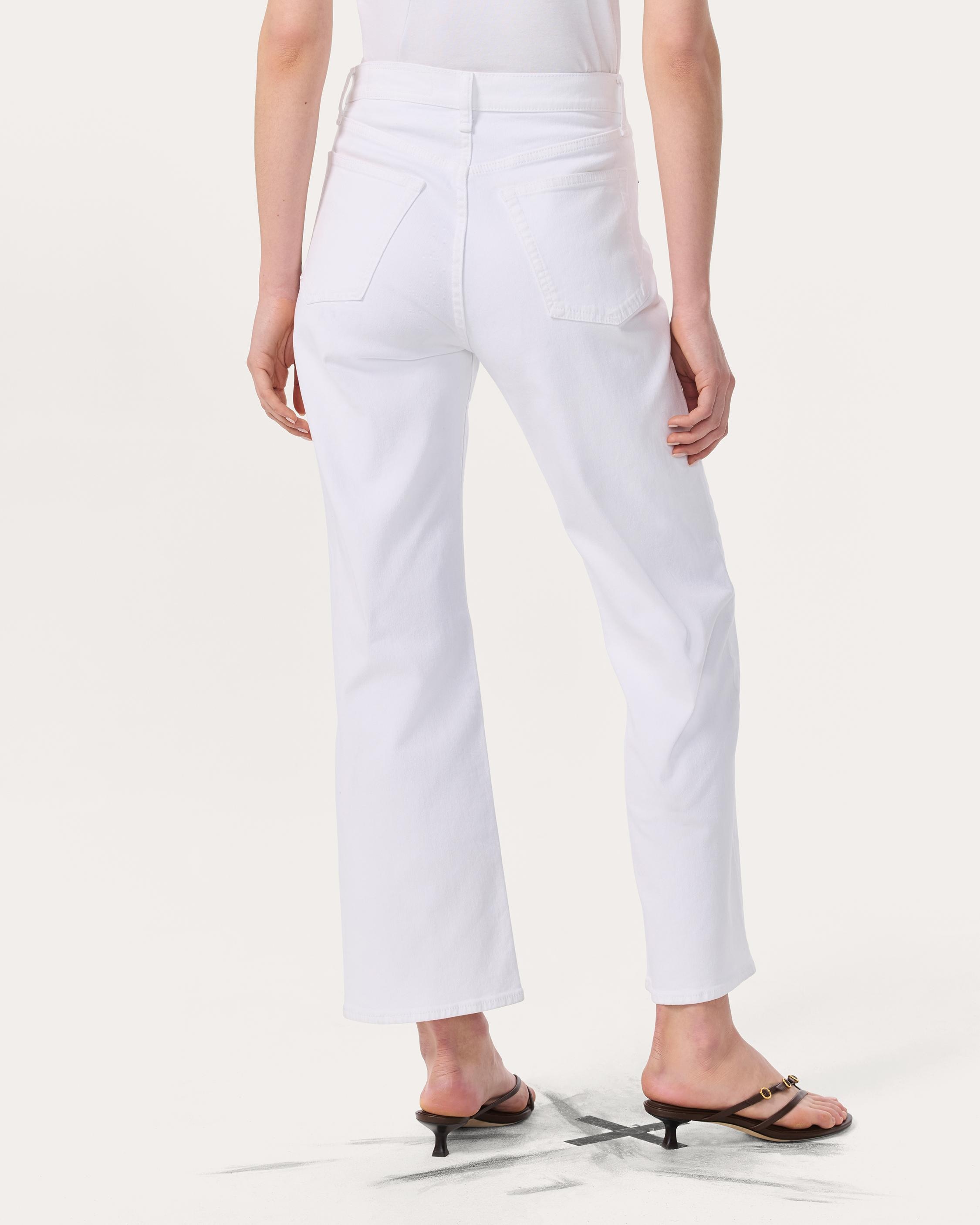 Shea Relaxed Straight Jeans
Lightweight Rigid in Optic White - 6
