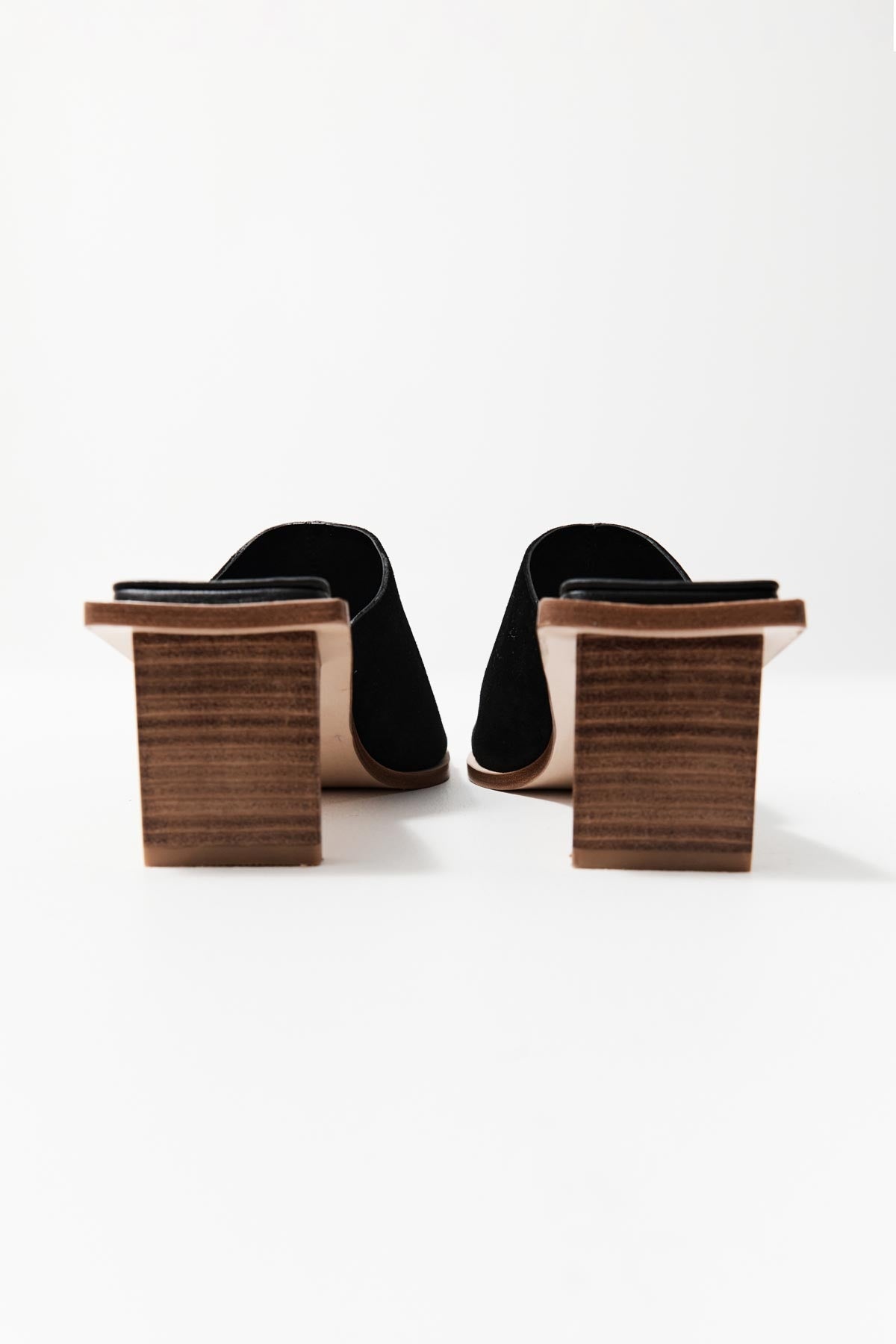 Raw Edge Heel - Black - 4