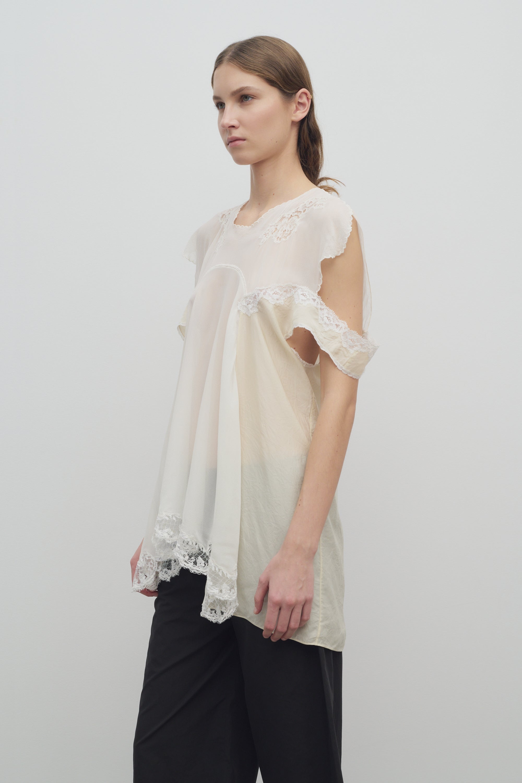 Desy Top in Silk - 4