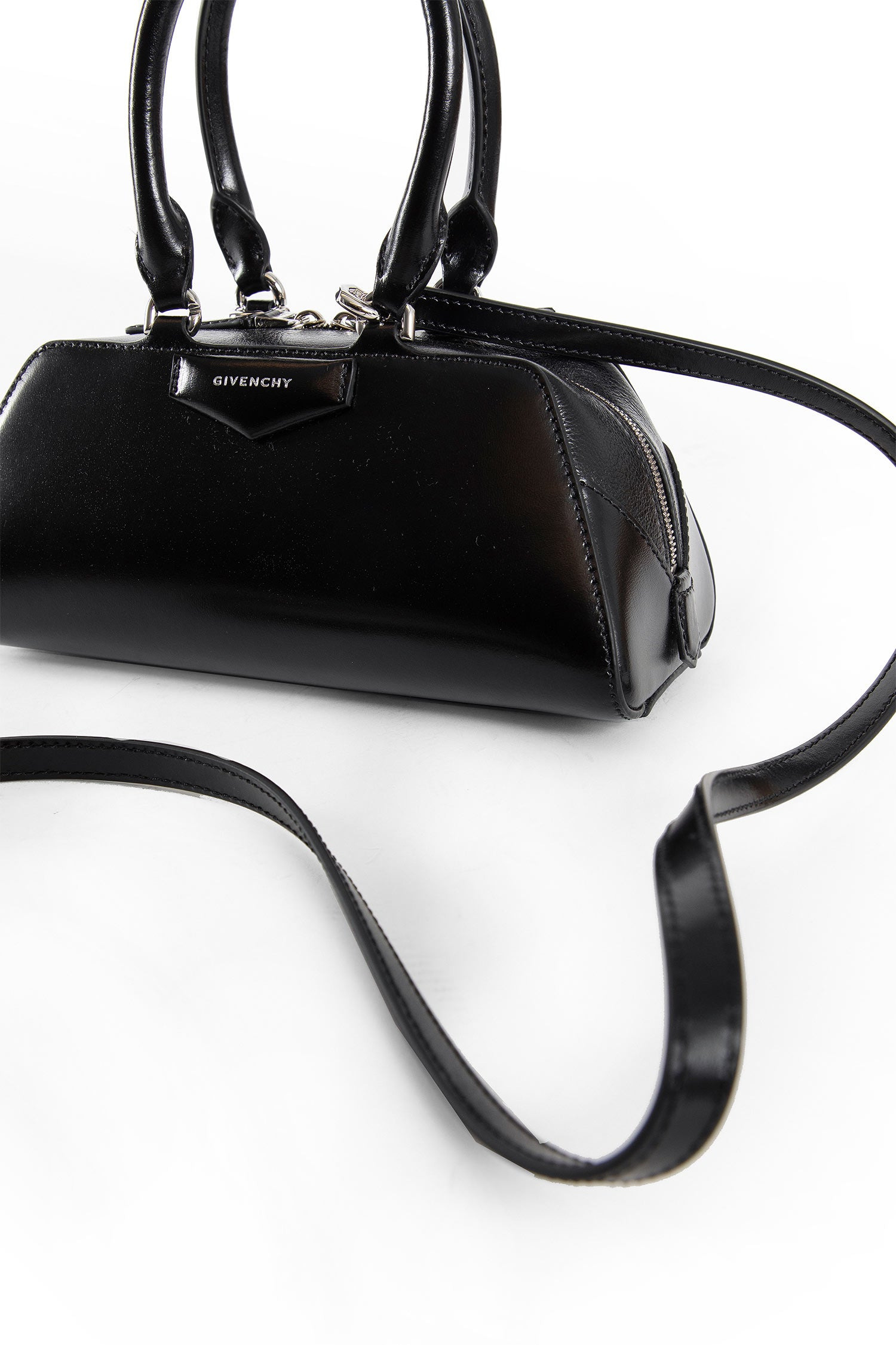 Mini-Antigona-East-West-Bag-In-Leather - 4
