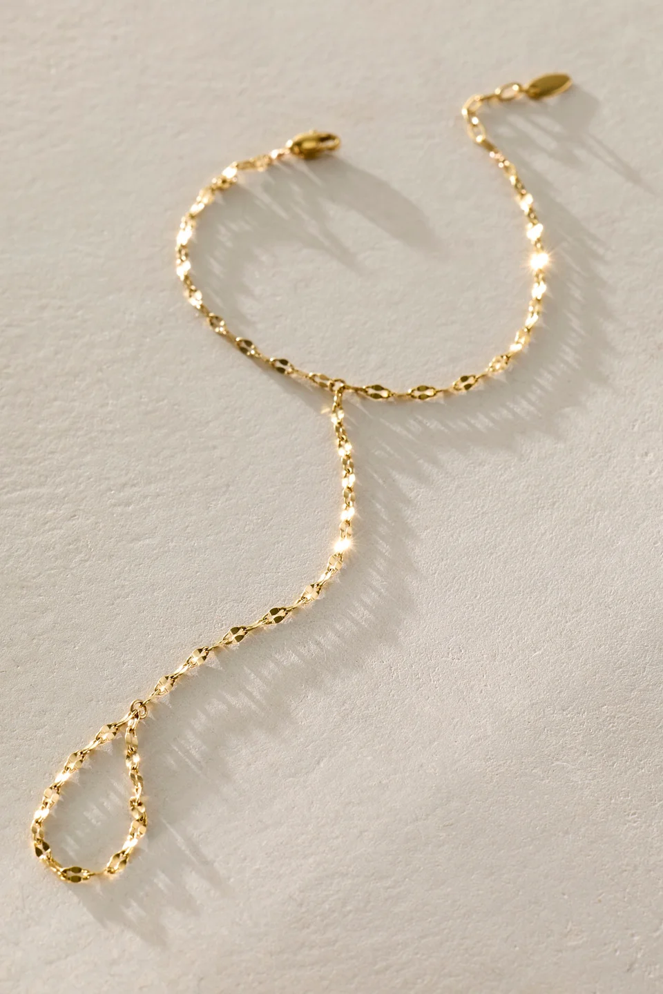 Kozakh Sparkly Handchain - 1