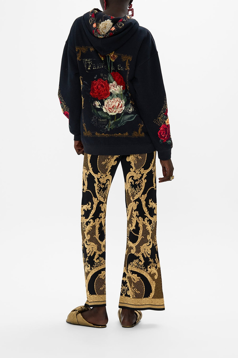 HOODY WITH POCKETS - BLACK 3