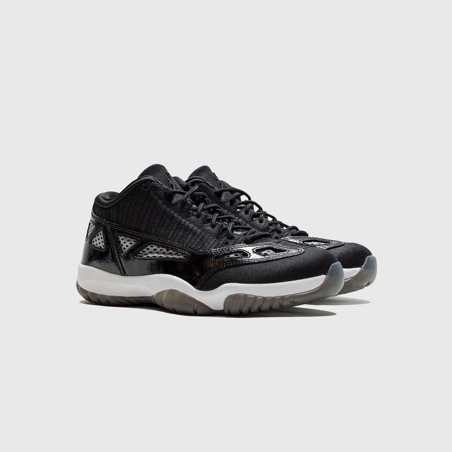 AIR JORDAN 11 RETRO LOW IE "BLACK & WHITE" - 2