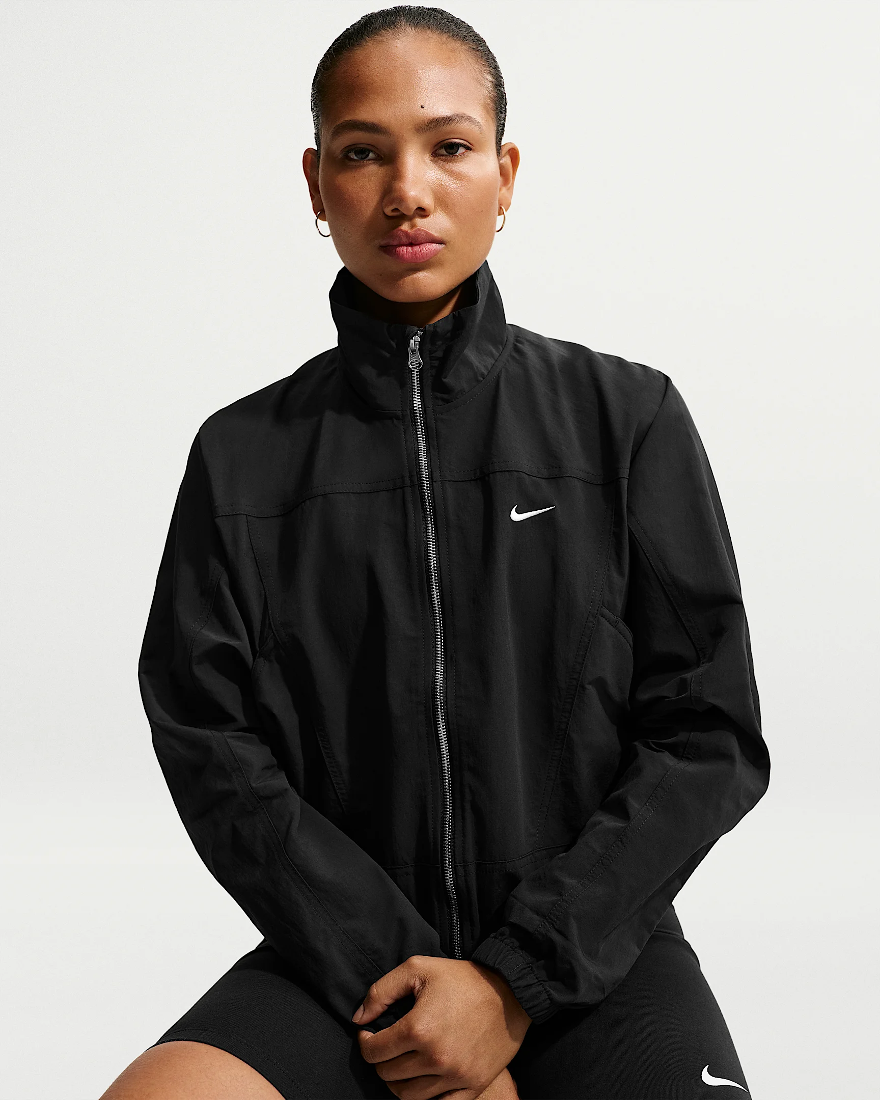 Nike Sportswear Everything Wovens Women's Oversized Repel UV Protection Jacket - 1