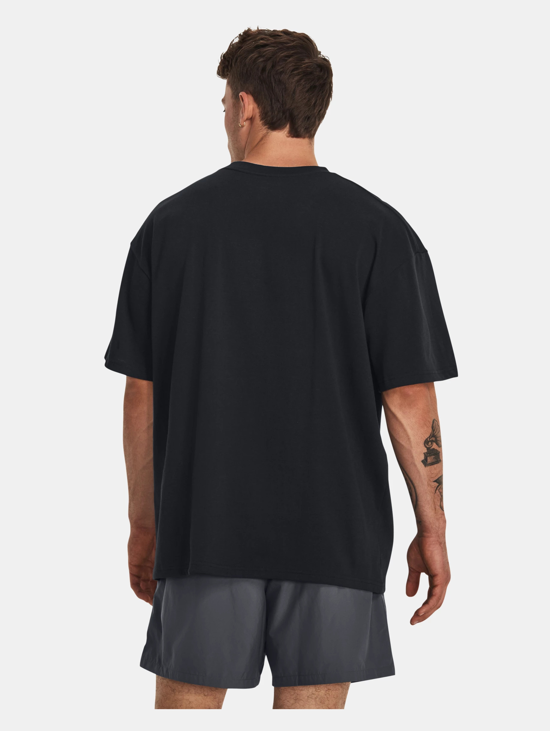 Men's UA Oversized Heavyweight Short Sleeve - 4