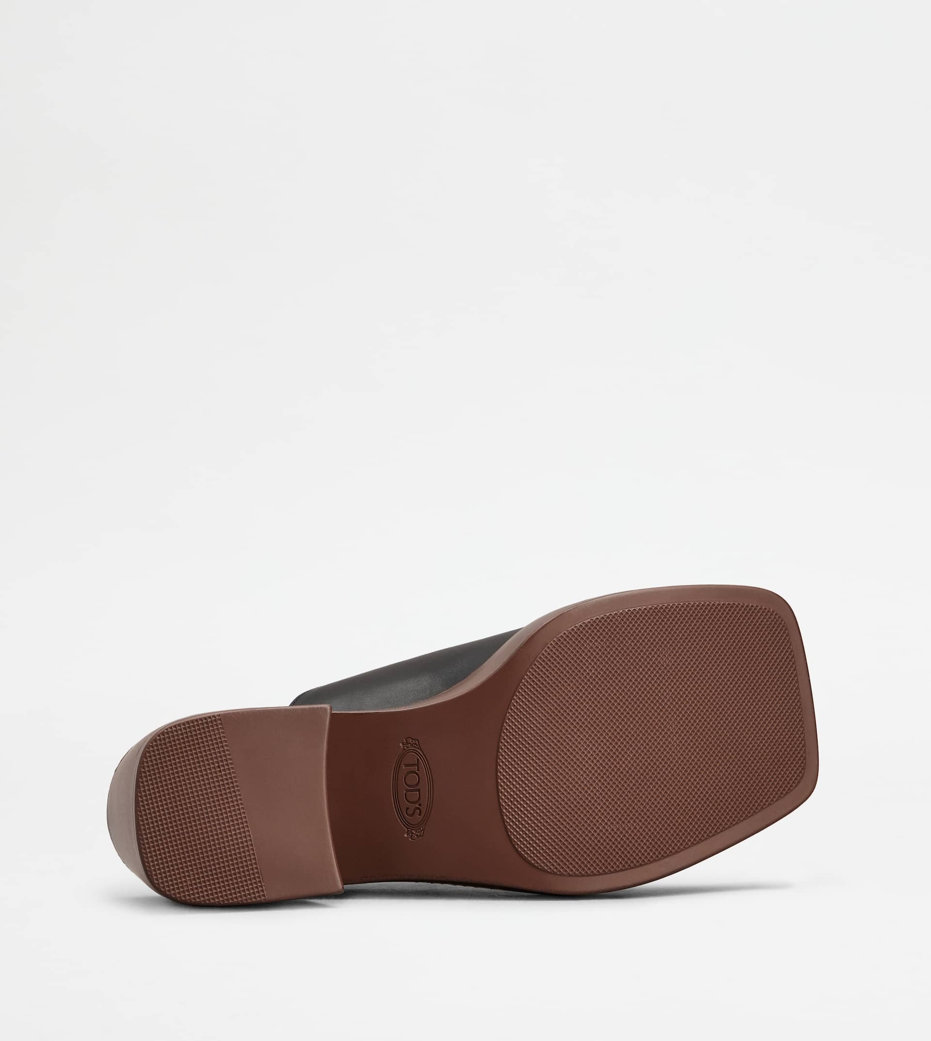 PLATFORM MULES IN LEATHER WITH HEEL - BLACK - 4
