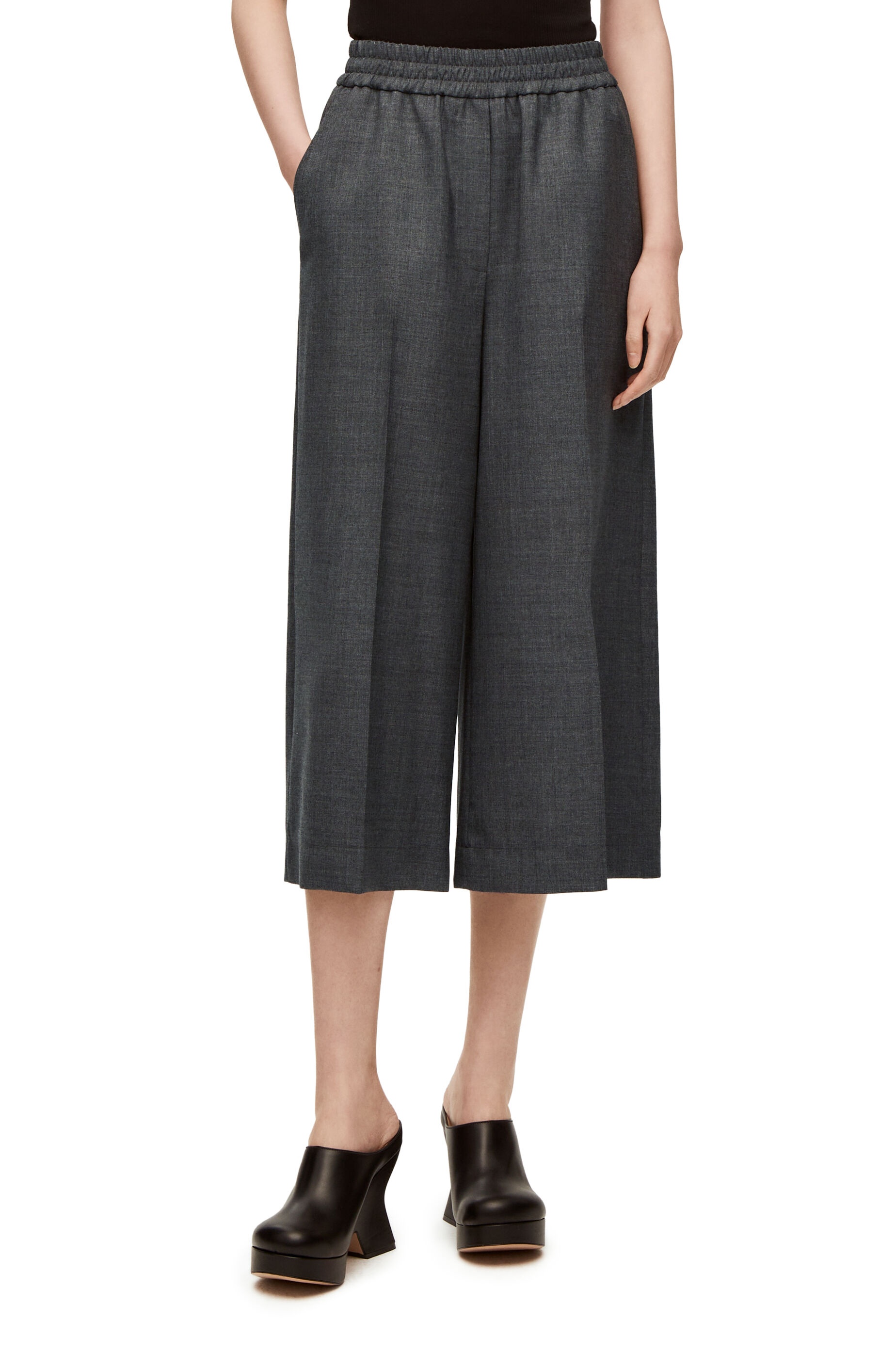 Cropped trousers in textured wool tailoring - 3