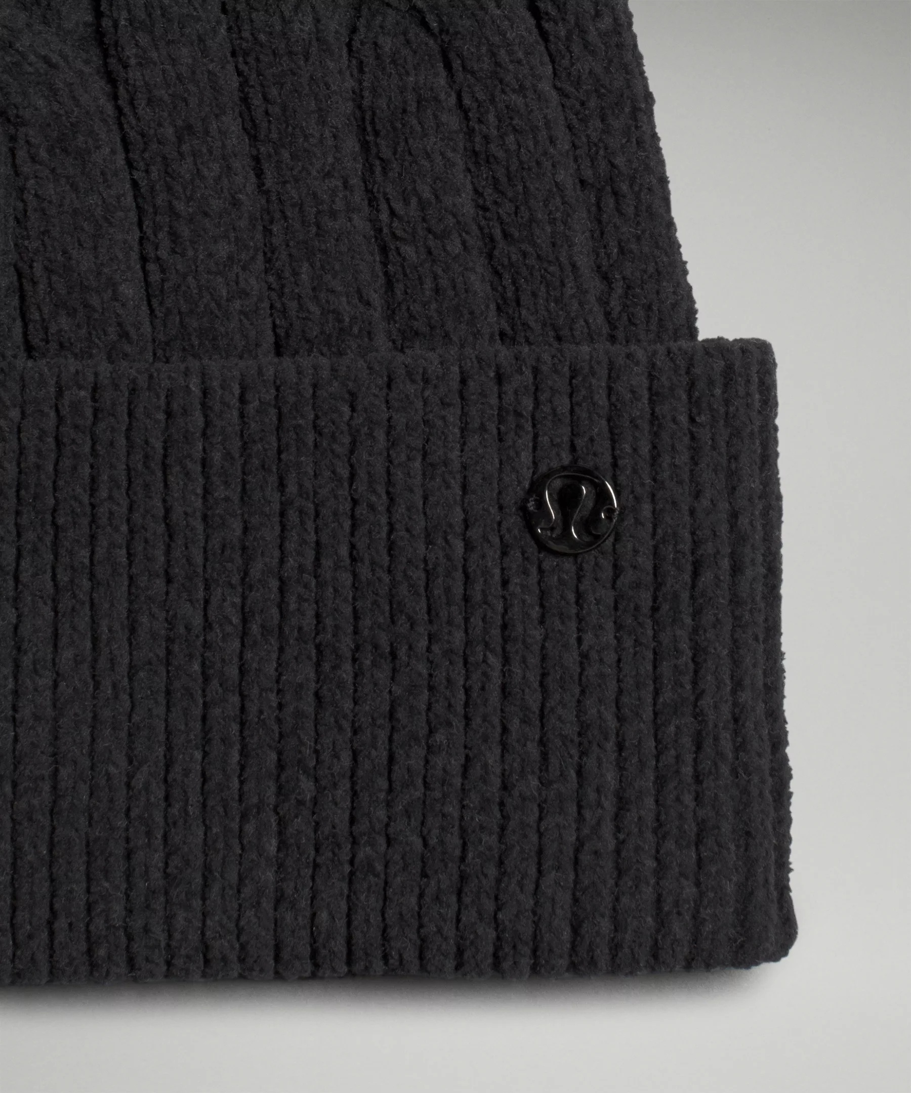 Women's Cable-Knit Pom-Pom Beanie - 4