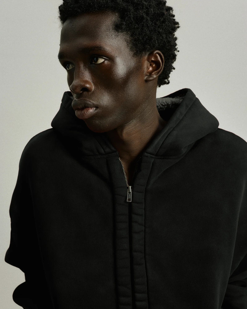 entire studios SHERPA HOOD BLACK outlook