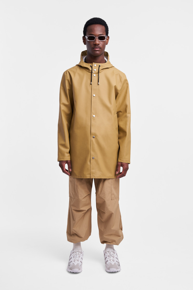 Stutterheim Stockholm Lightweight Raincoat Sand outlook