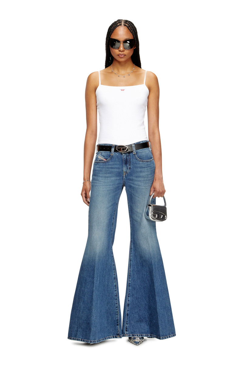 Diesel FLARE JEANS 1970 D-BLEESS 09M56 outlook