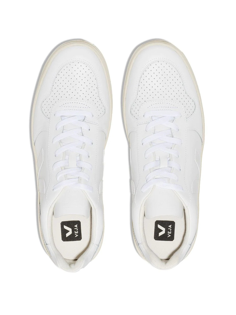 V-10 low top sneakers 4