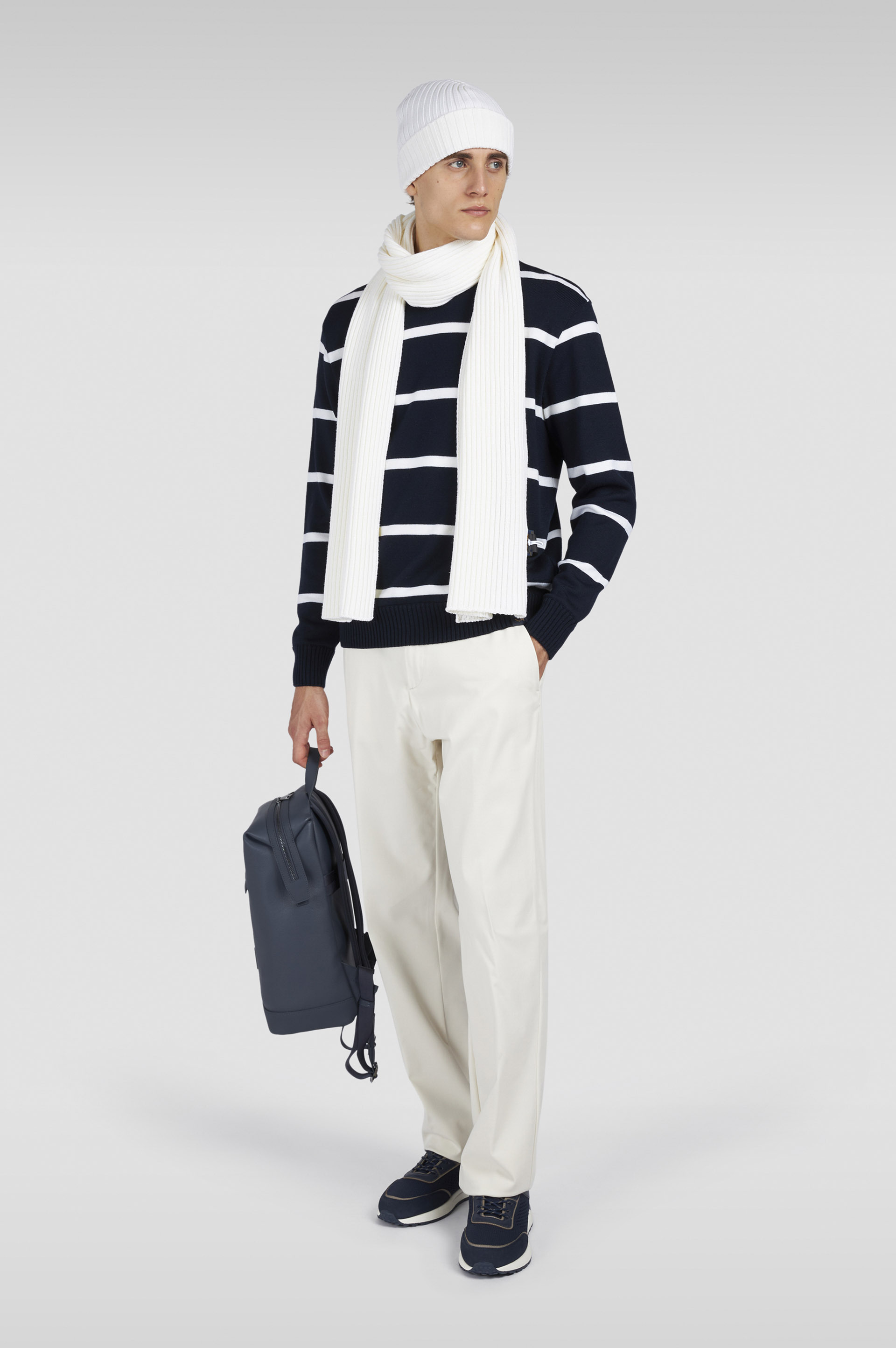 SOFT COOL TOUCH WOOL CREWNECK SWEATER - 2