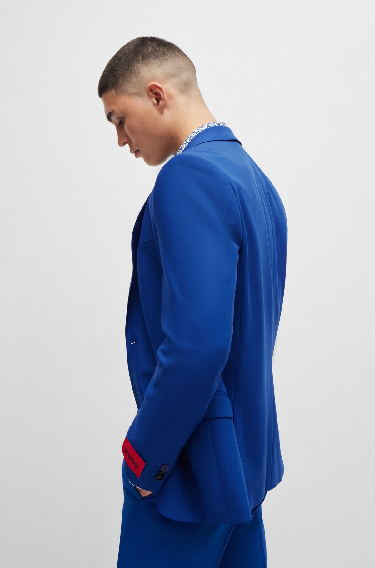 EXTRA-SLIM-FIT JACKET IN PERFORMANCE-STRETCH CLOTH - 6