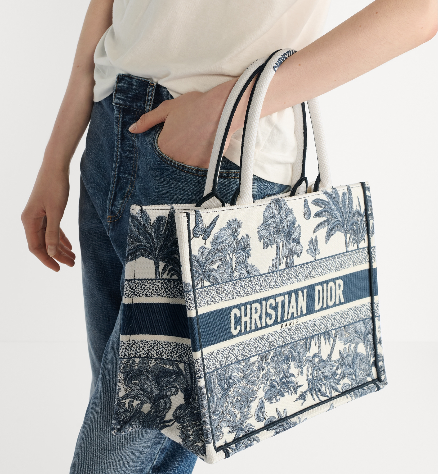Dioriviera Medium Dior Book Tote - 4