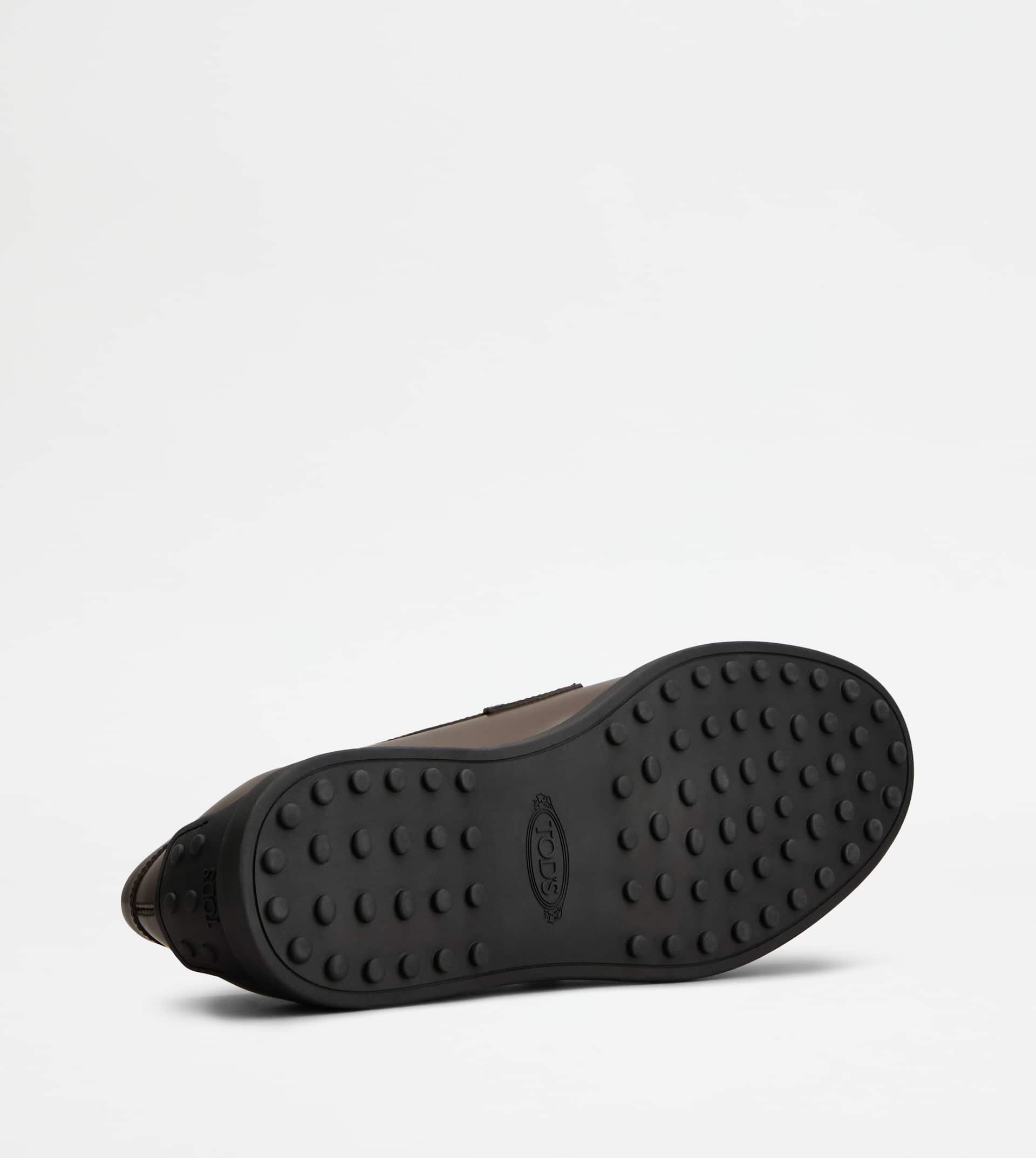 LOAFERS IN LEATHER - BROWN - 4