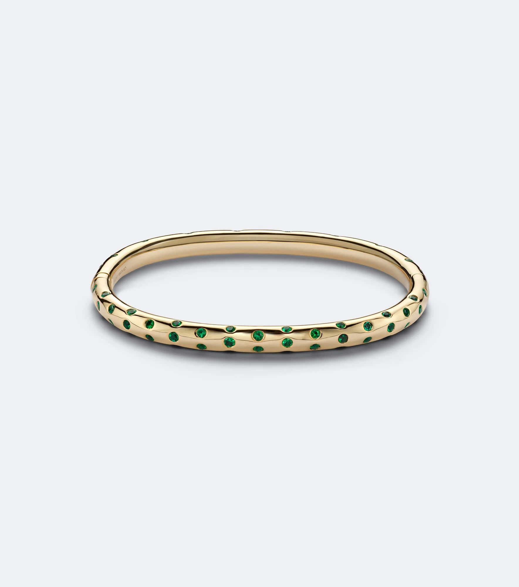 Cosmo Orion 18kt gold bangle with emeralds - 1